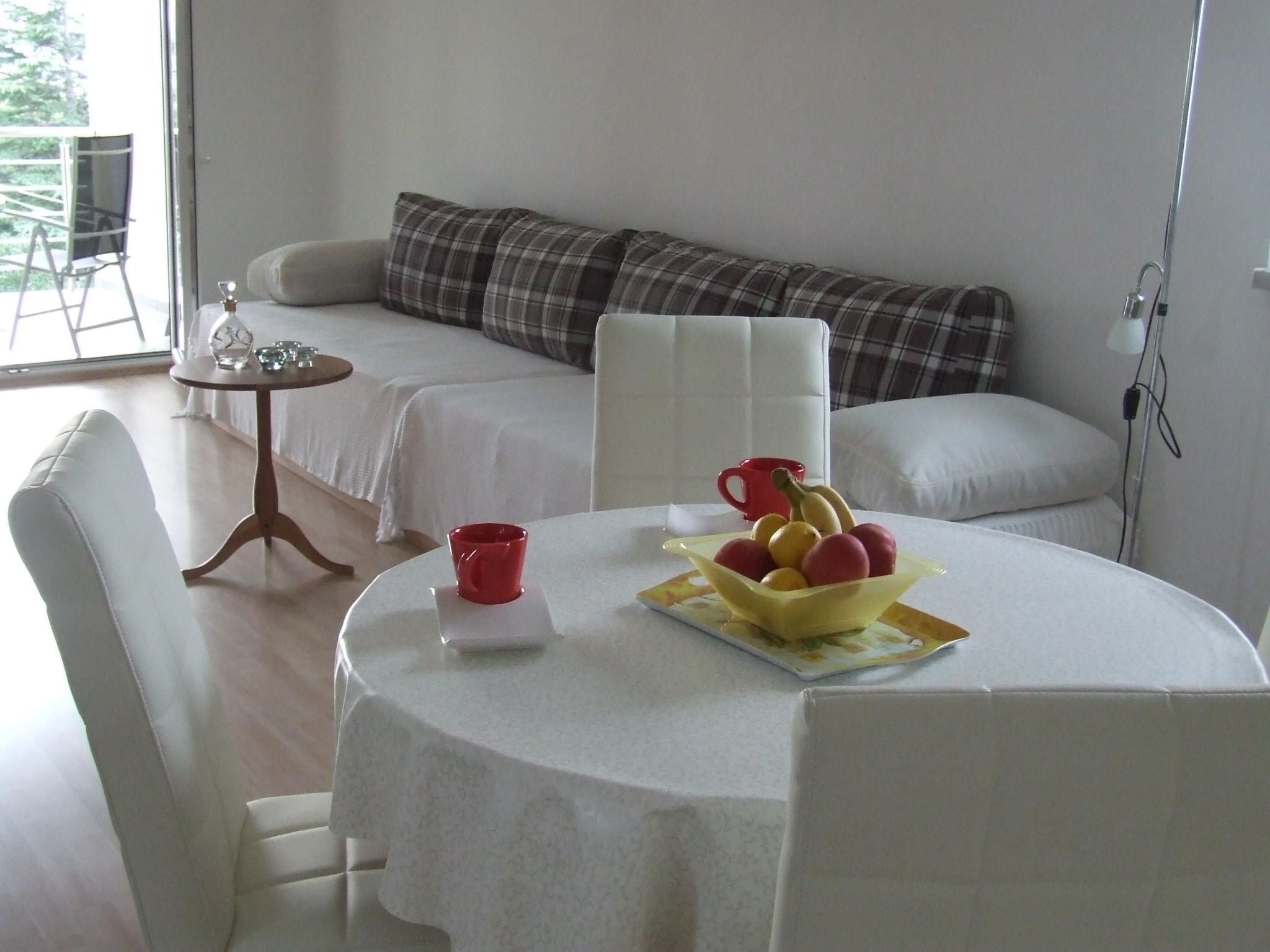 Helle Wohnung in Selce mit Terrasse-Binnen