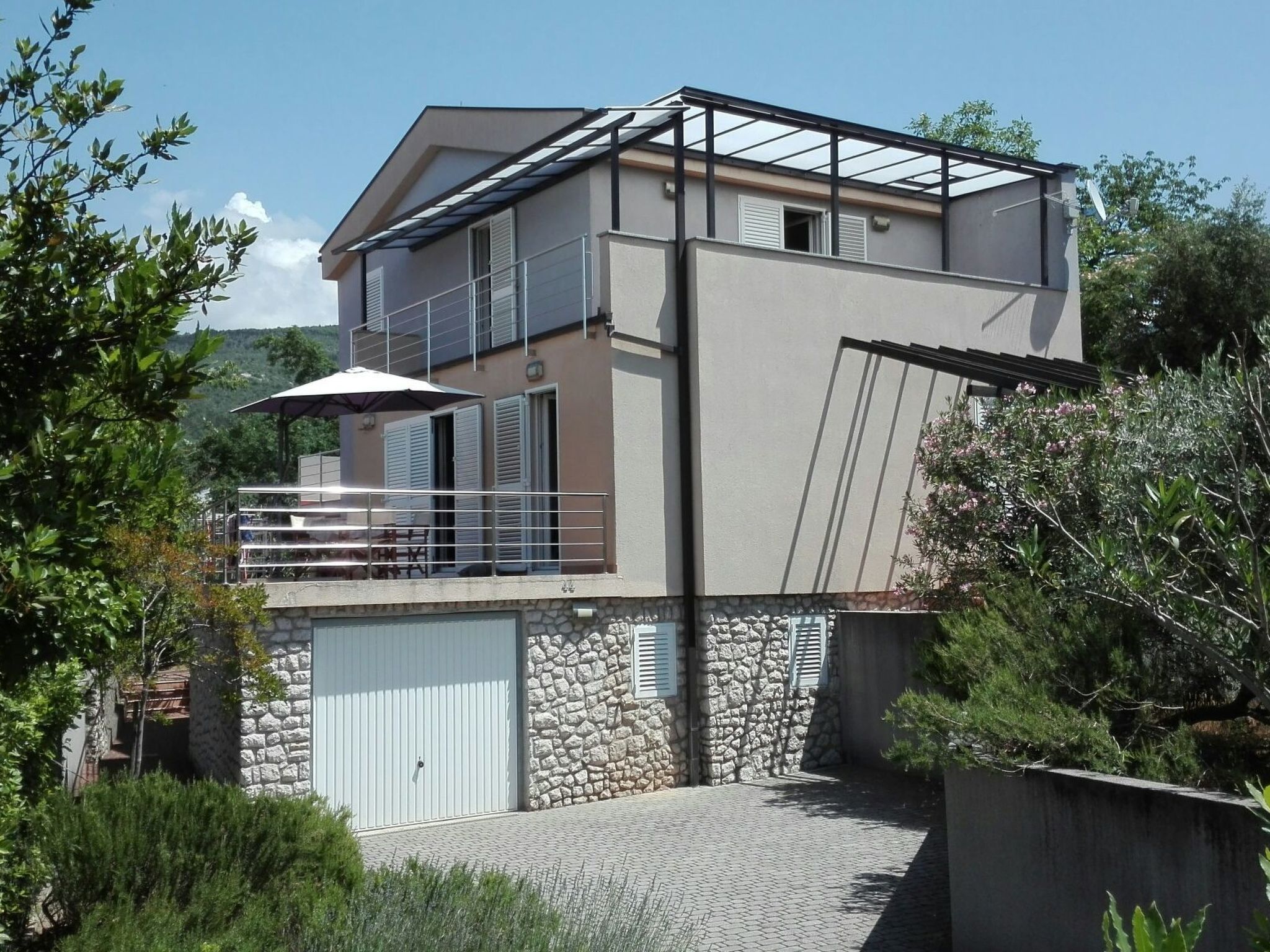 Ferienhaus mit umzäuntem Garten in Selce (Kroatien) und 1 Hund erlaubt