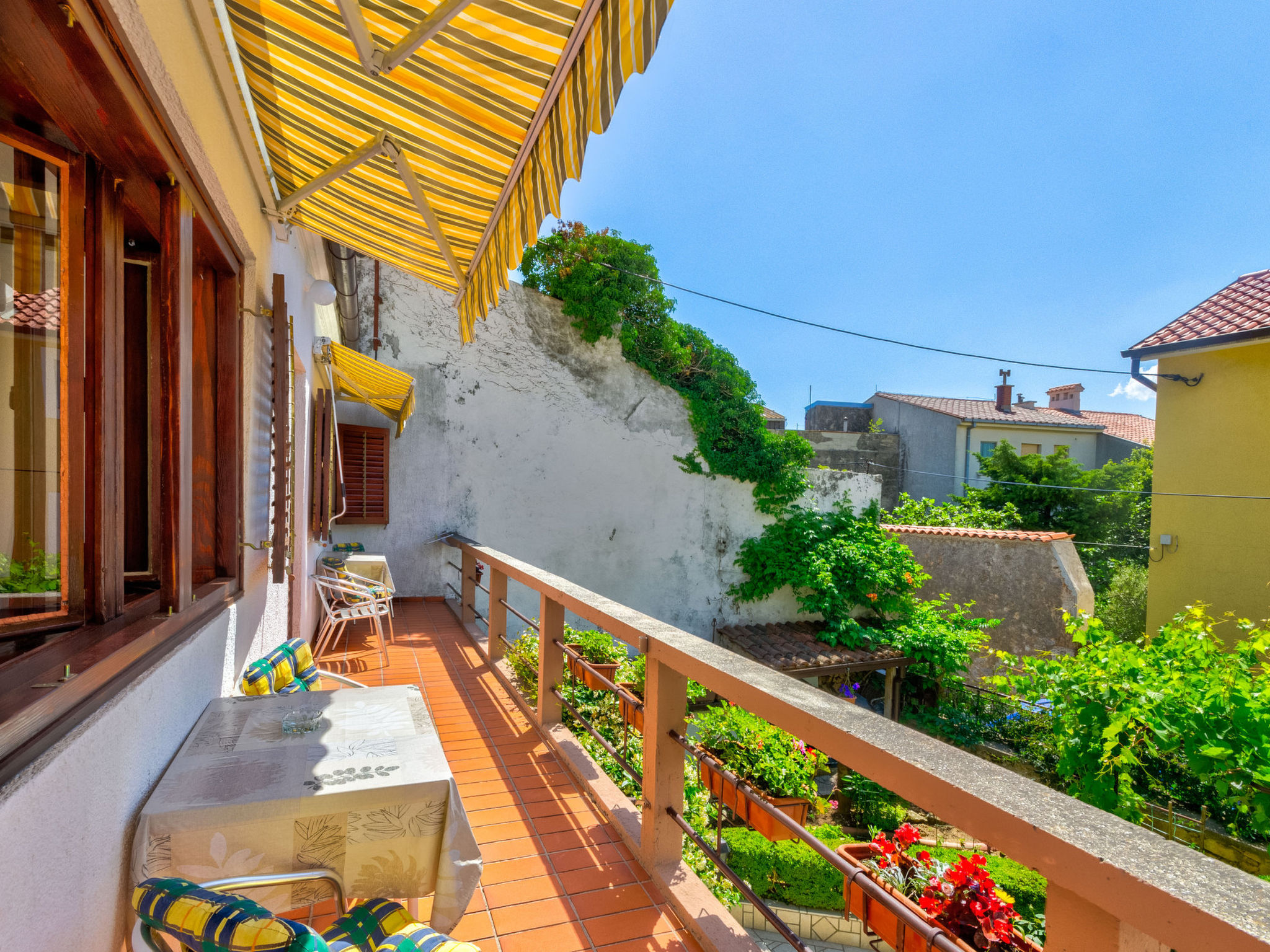 CIRO CH / HR-07098-04 - Outside