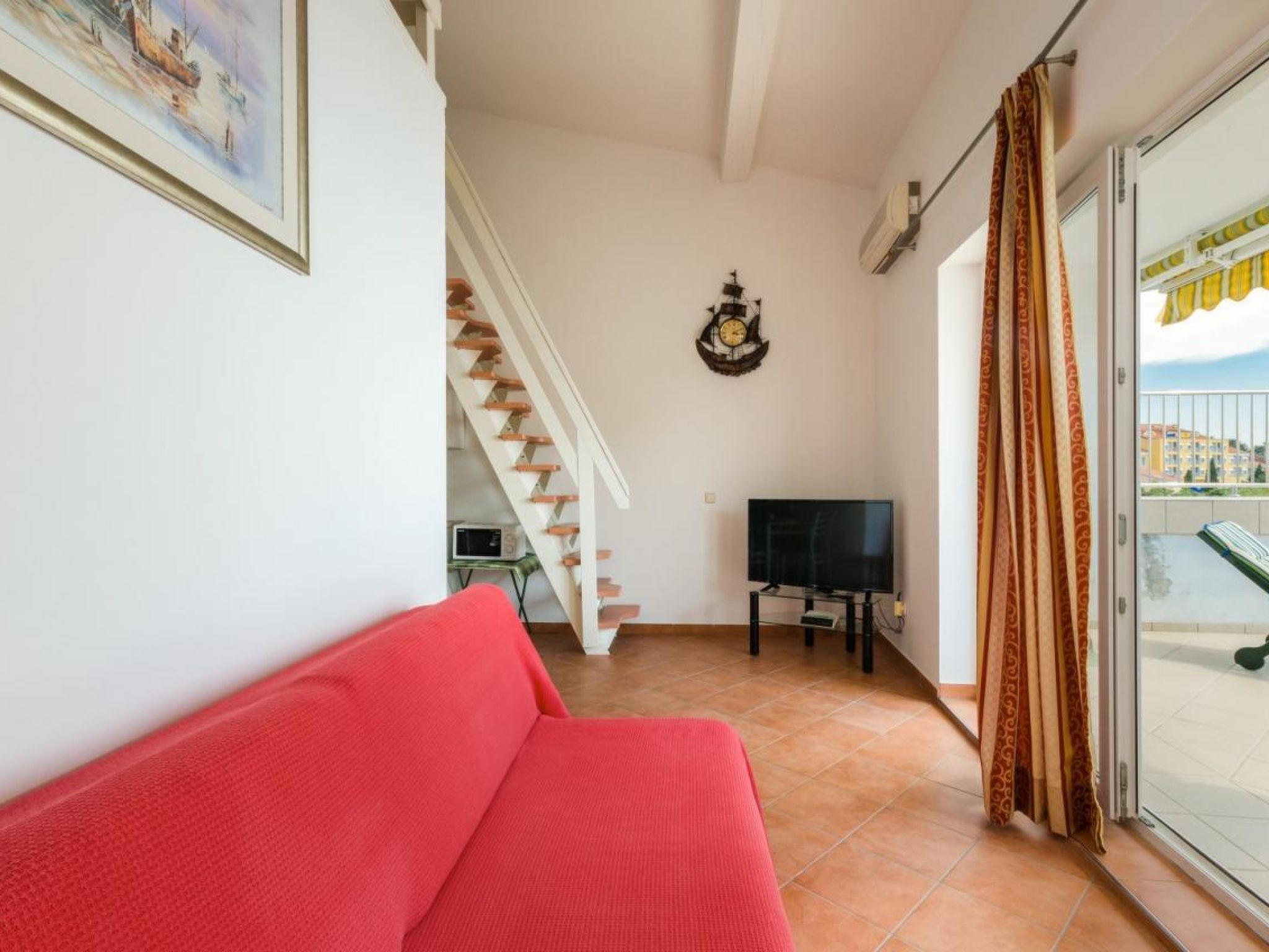 SIMCIC / HR-09866-01 - Inside