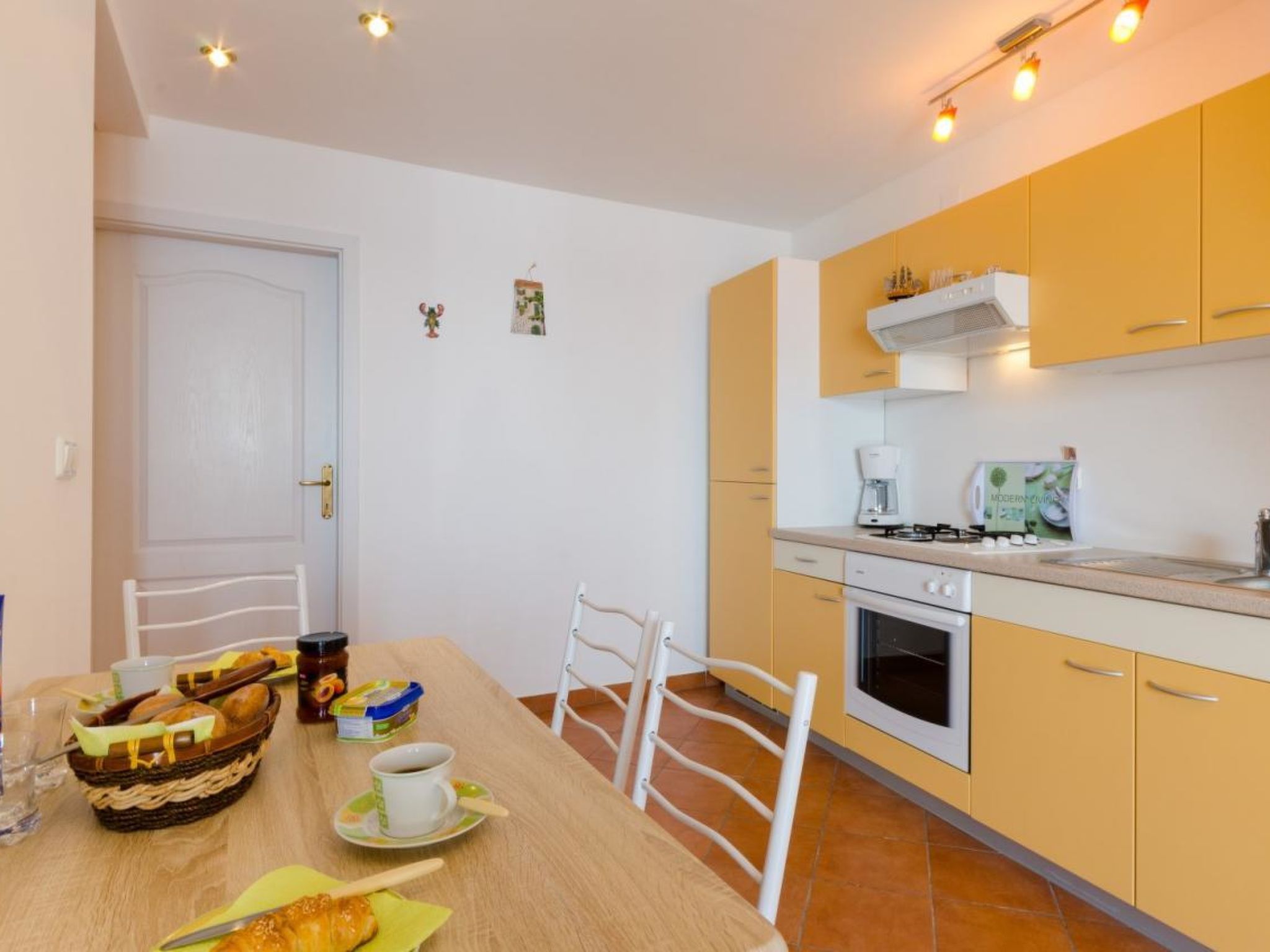 SIMCIC / HR-09866-01 - Inside