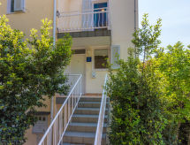 Vema 2: Knus appartement vlakbij zee in Selce, Kvarner Baai - thumbnail 2