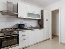Zonnig appartement Leko nabij strand en centrum Novi Vinodolski - thumbnail 6