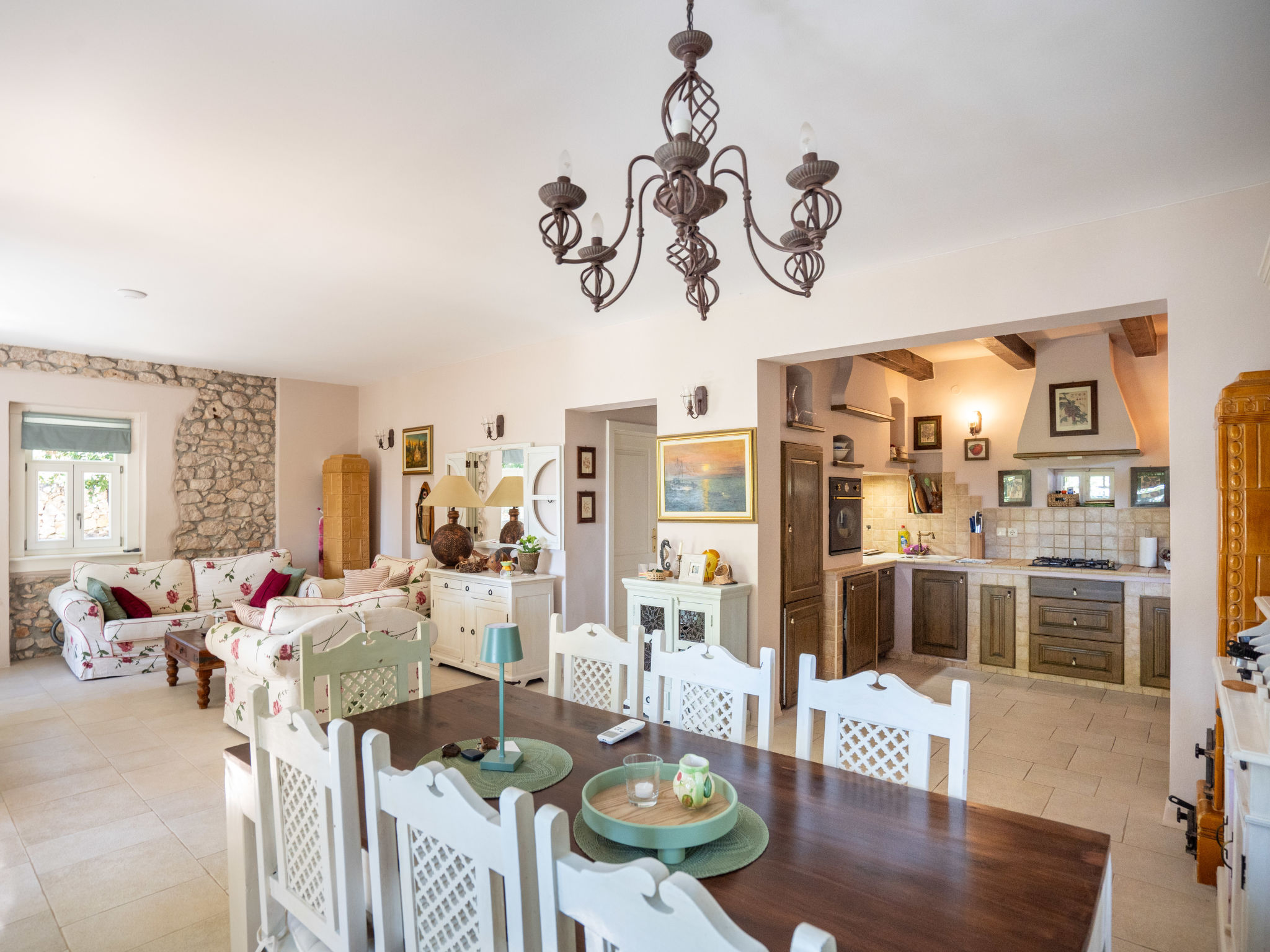 Kitchen / Dining Room