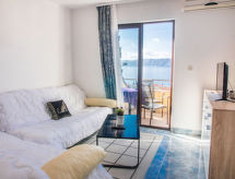 Zonnig appartement met terras en zeezicht nabij Novi Vinodolski - thumbnail 2