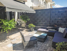 Studio Deleut: Knus appartement voor 2 met uitzicht op zee en bergen - thumbnail 4