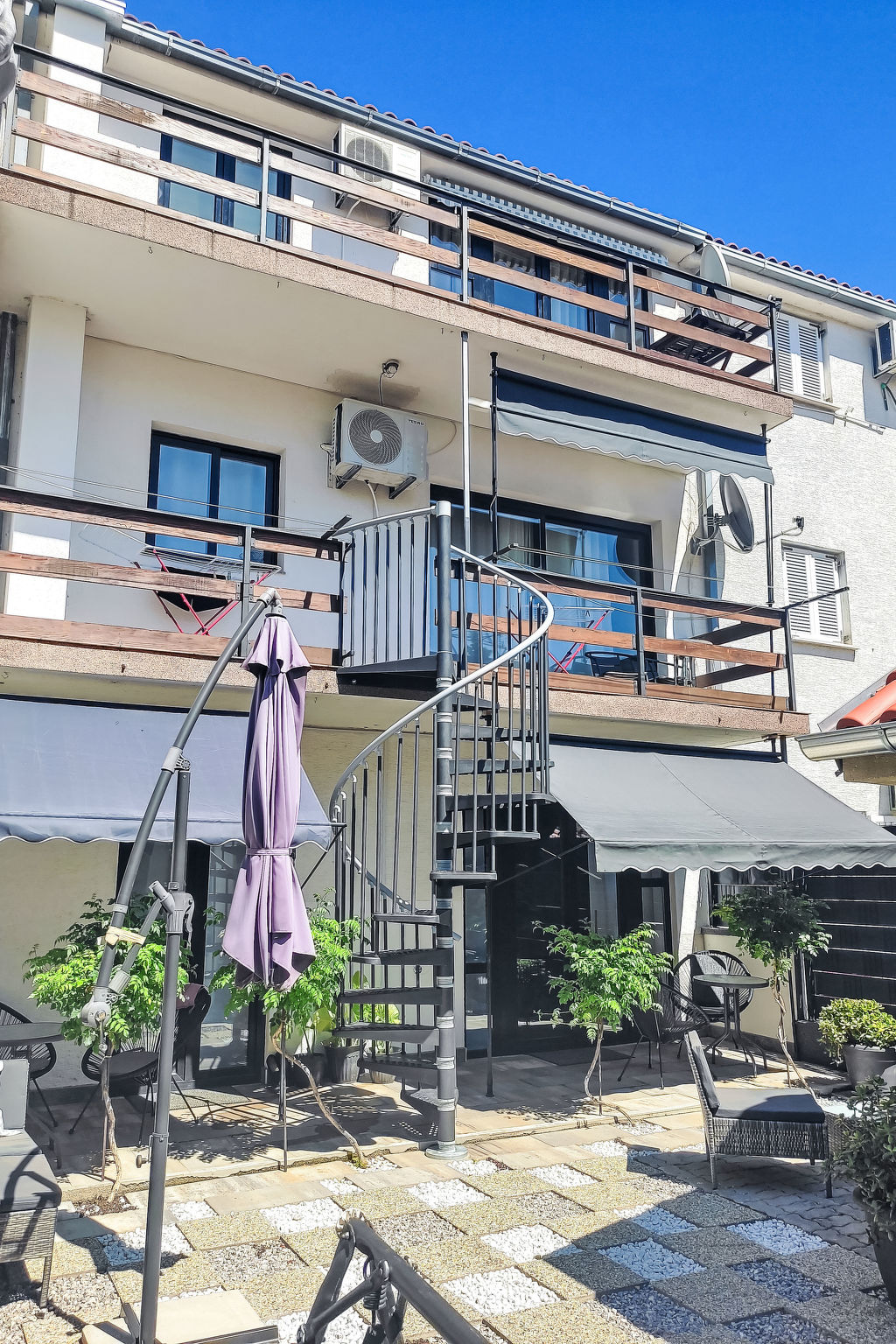 Studio Deleut: Knus appartement voor 2 met uitzicht op zee en bergen - foto 9