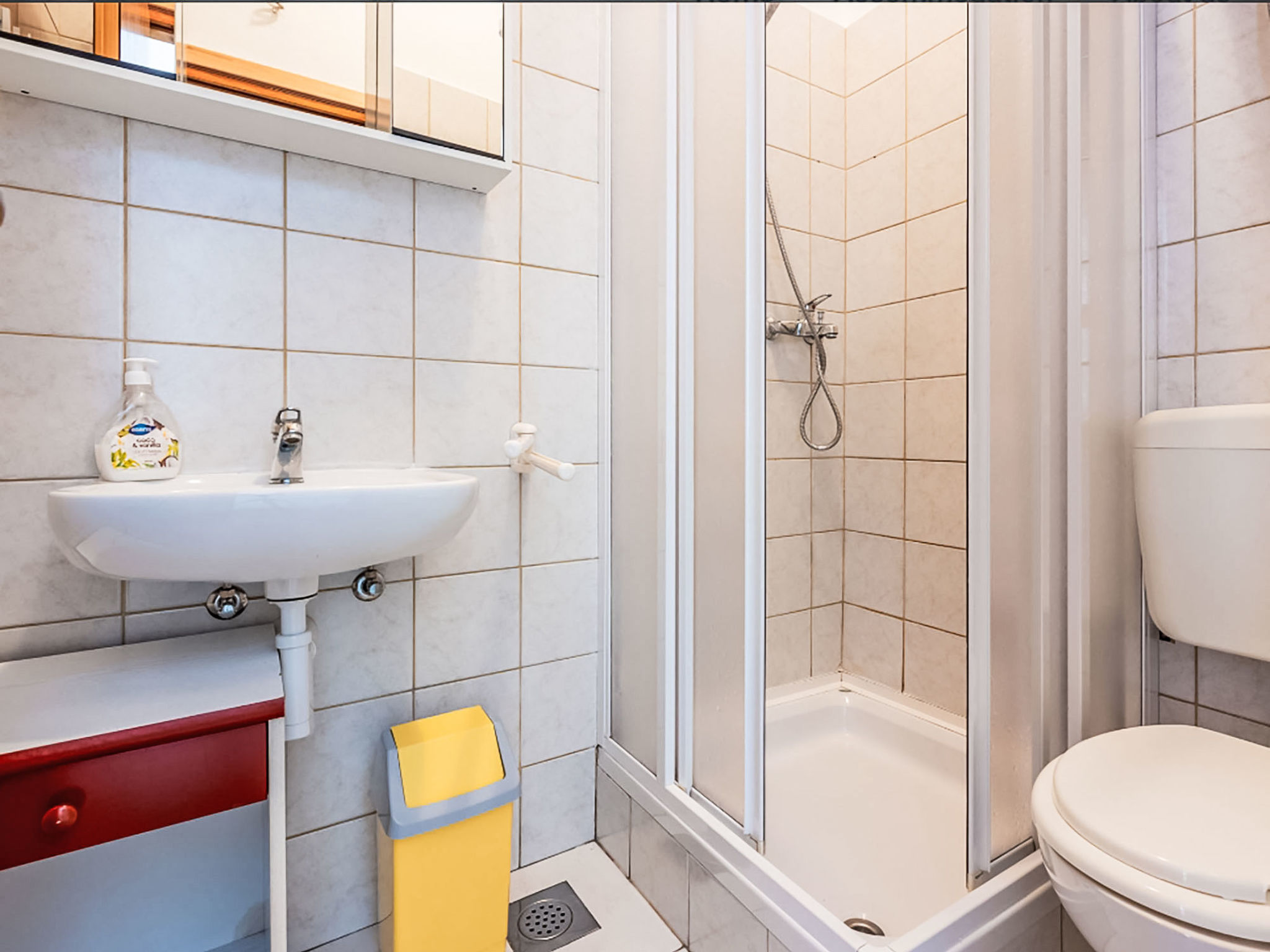 Studio Deleut: Knus appartement voor 2 met uitzicht op zee en bergen - foto 6