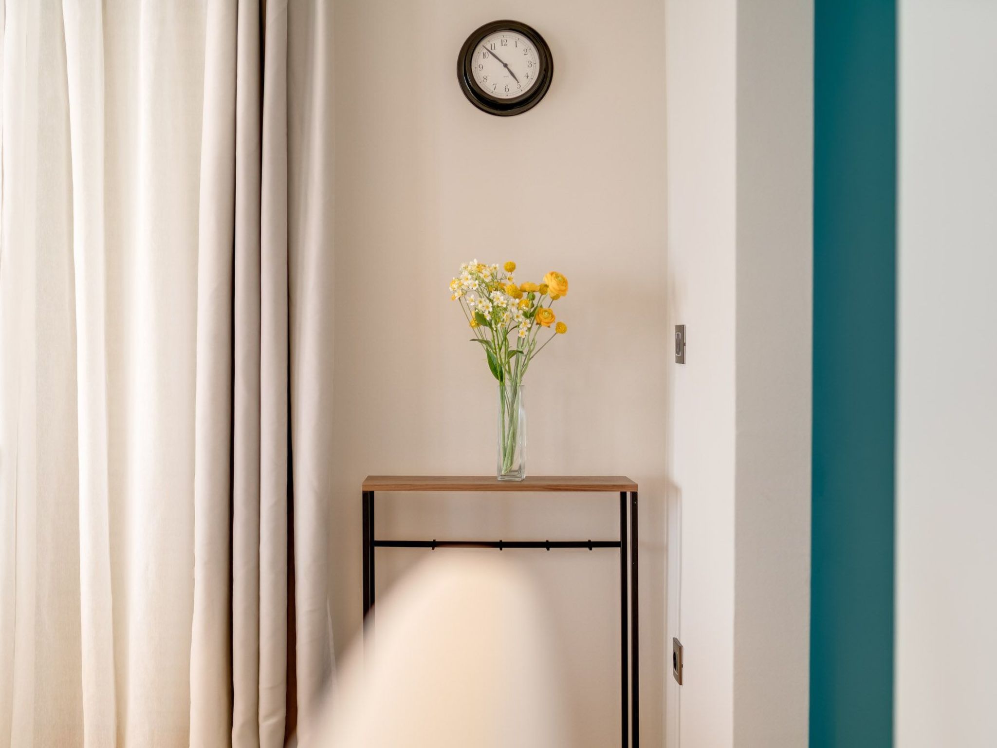 Wohnung "Zayml Povile" mit Blick auf das Wasser-Image-tags.info