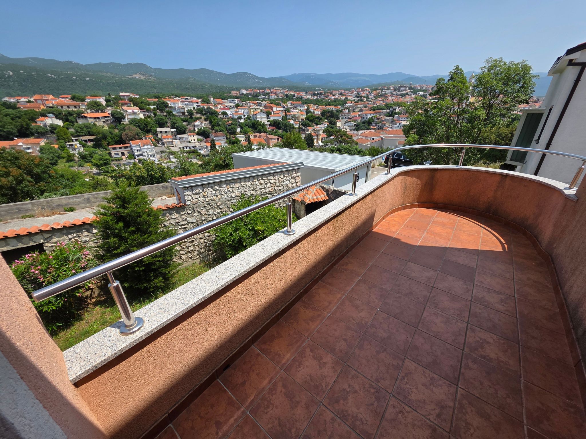 Wohnung für max. 8 Personen-Drinnen