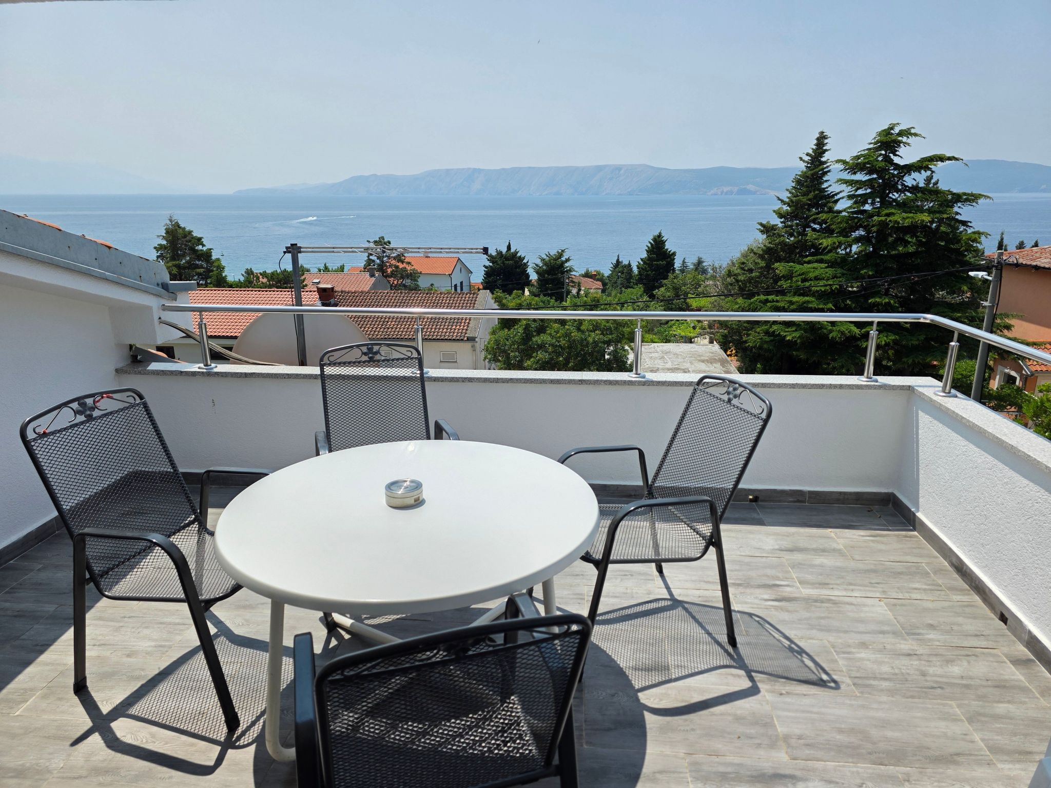 Wohnung für max. 8 Personen-Drinnen