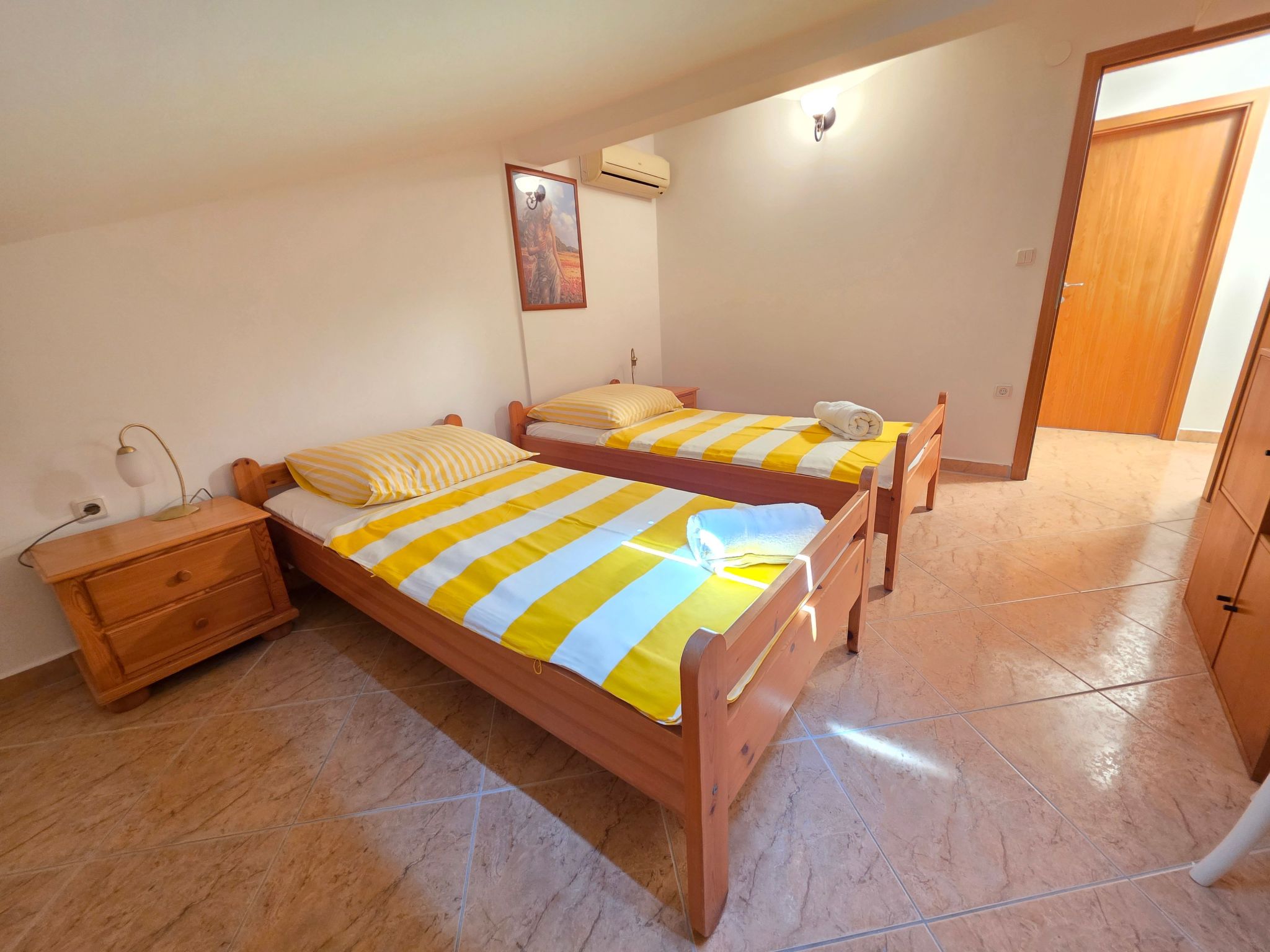 Wohnung für max. 8 Personen-Drinnen