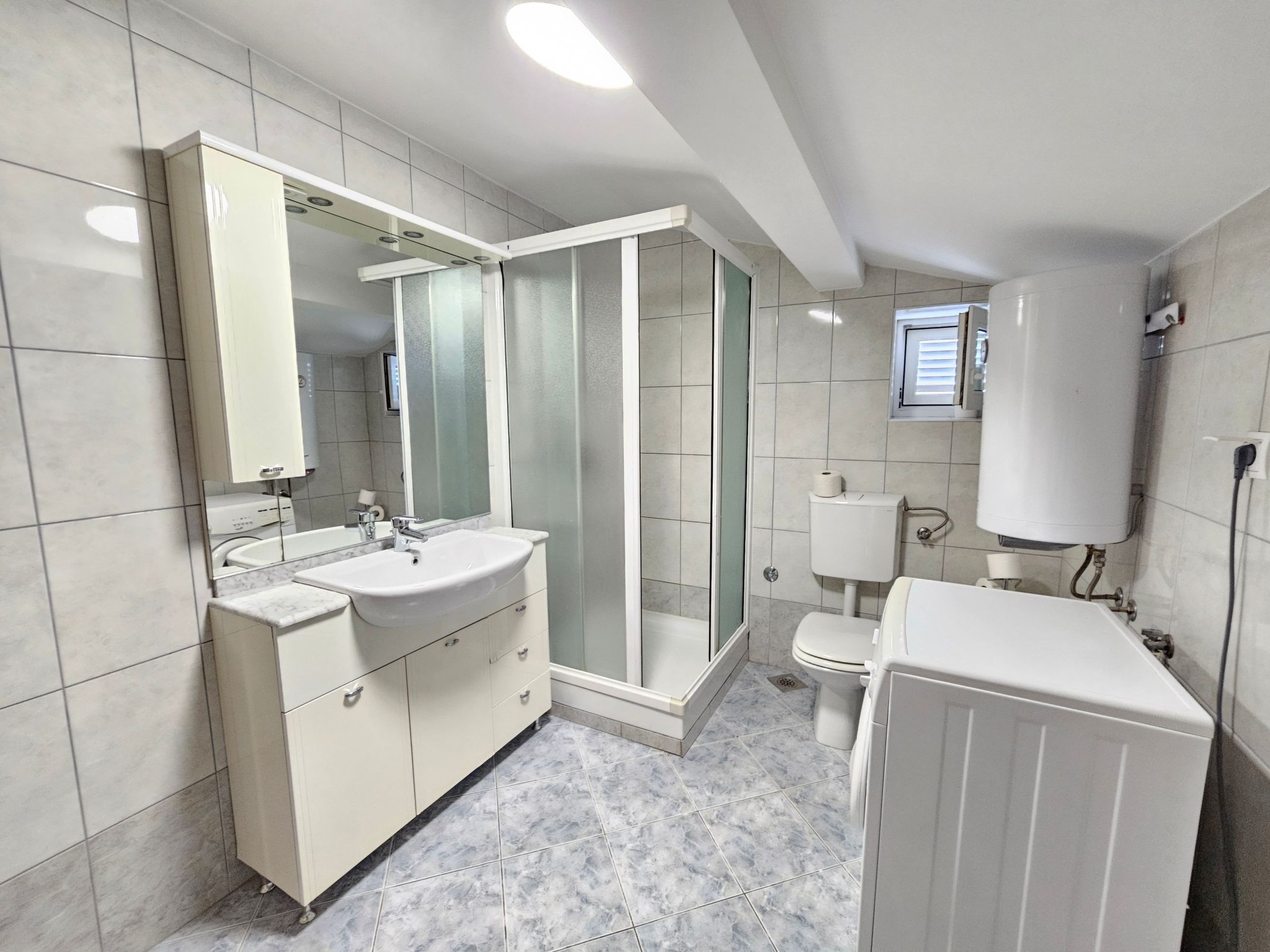 Wohnung für max. 8 Personen-Drinnen