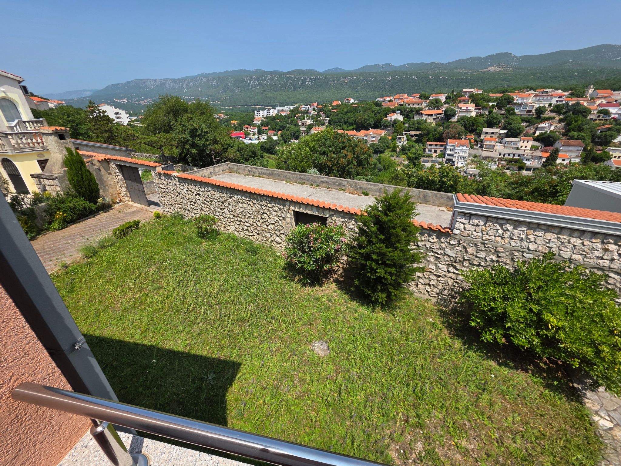 Wohnung für max. 8 Personen-Drinnen