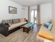 Vrijstaande villa voor 6 met panoramisch zeezicht in Novi Vinodolski - thumbnail 5