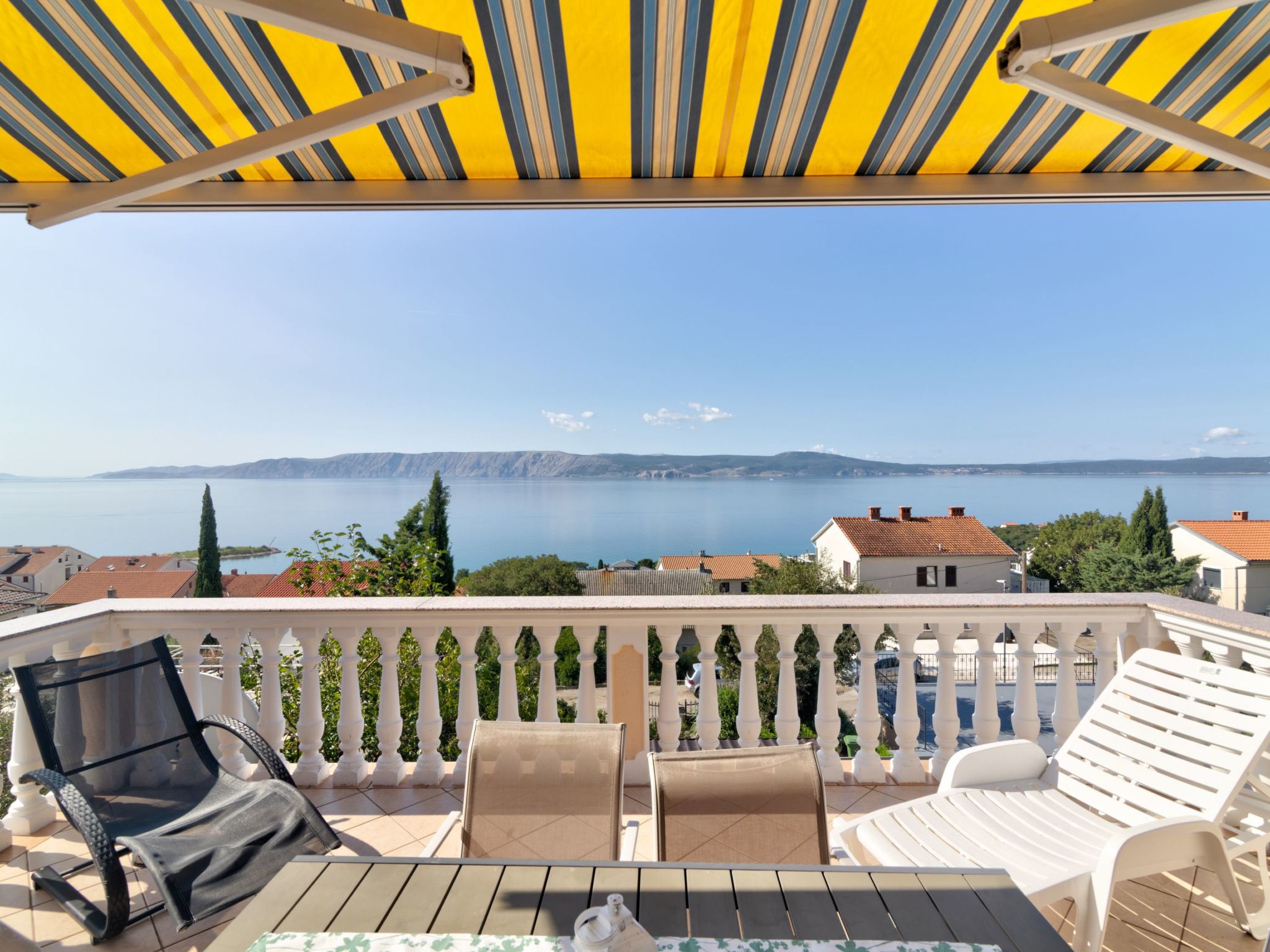 Discover the perfect getaway in Novi Vinodolski – a delightful apartment designed to accommodate 6 persons, offering a blend of comfort, convenience, and picturesque views. This charming retreat is ..