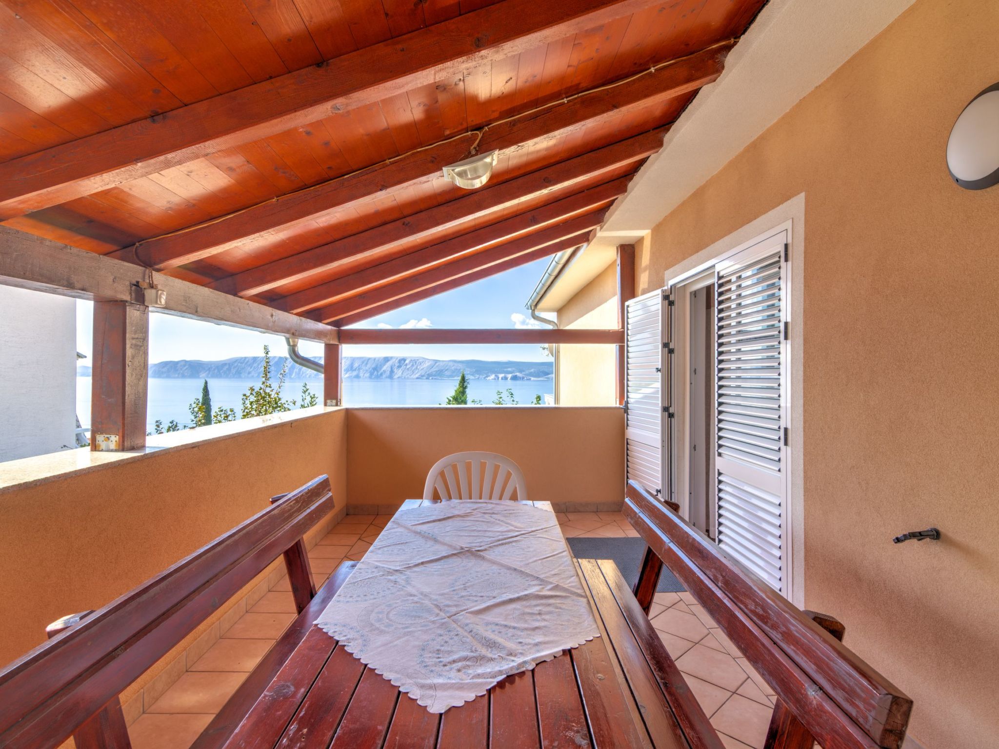 Wohnung für 6 Personen mit Panoramablick aufs Meer-Binnen