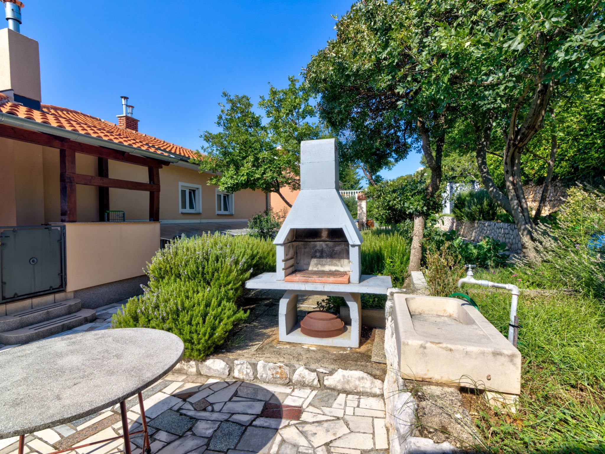 Wohnung für 6 Personen mit Panoramablick aufs Meer-Binnen