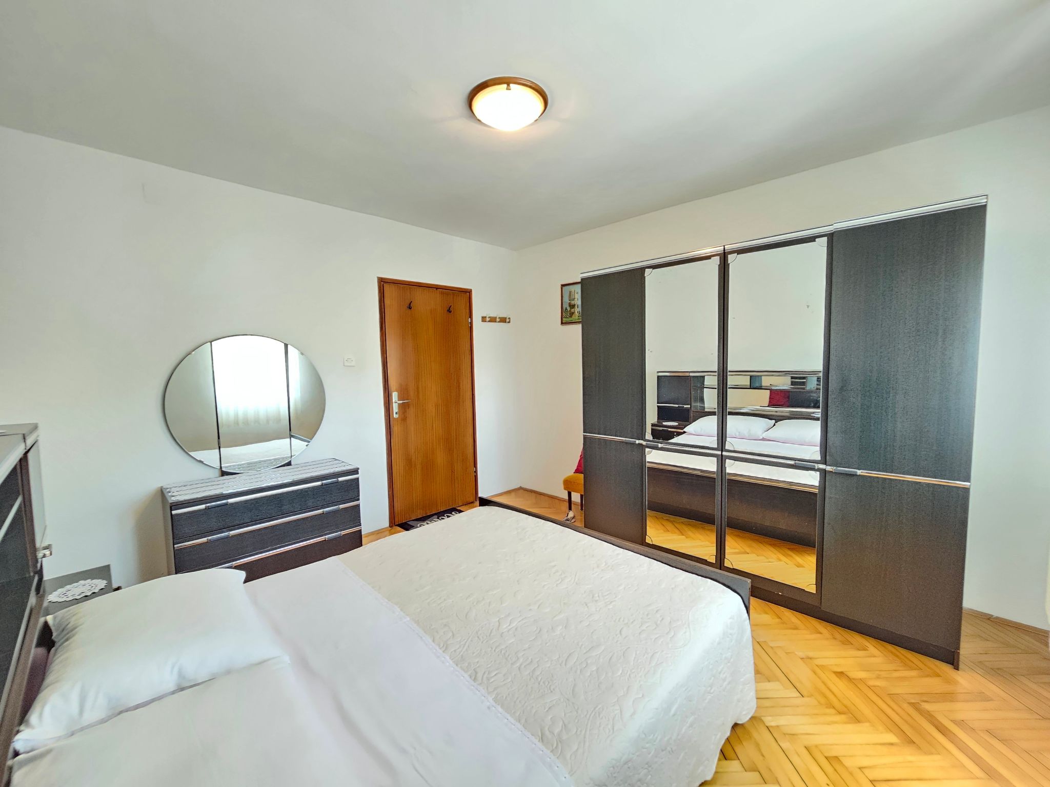 Wohnung für 6 Personen mit Terrasse-Drinnen