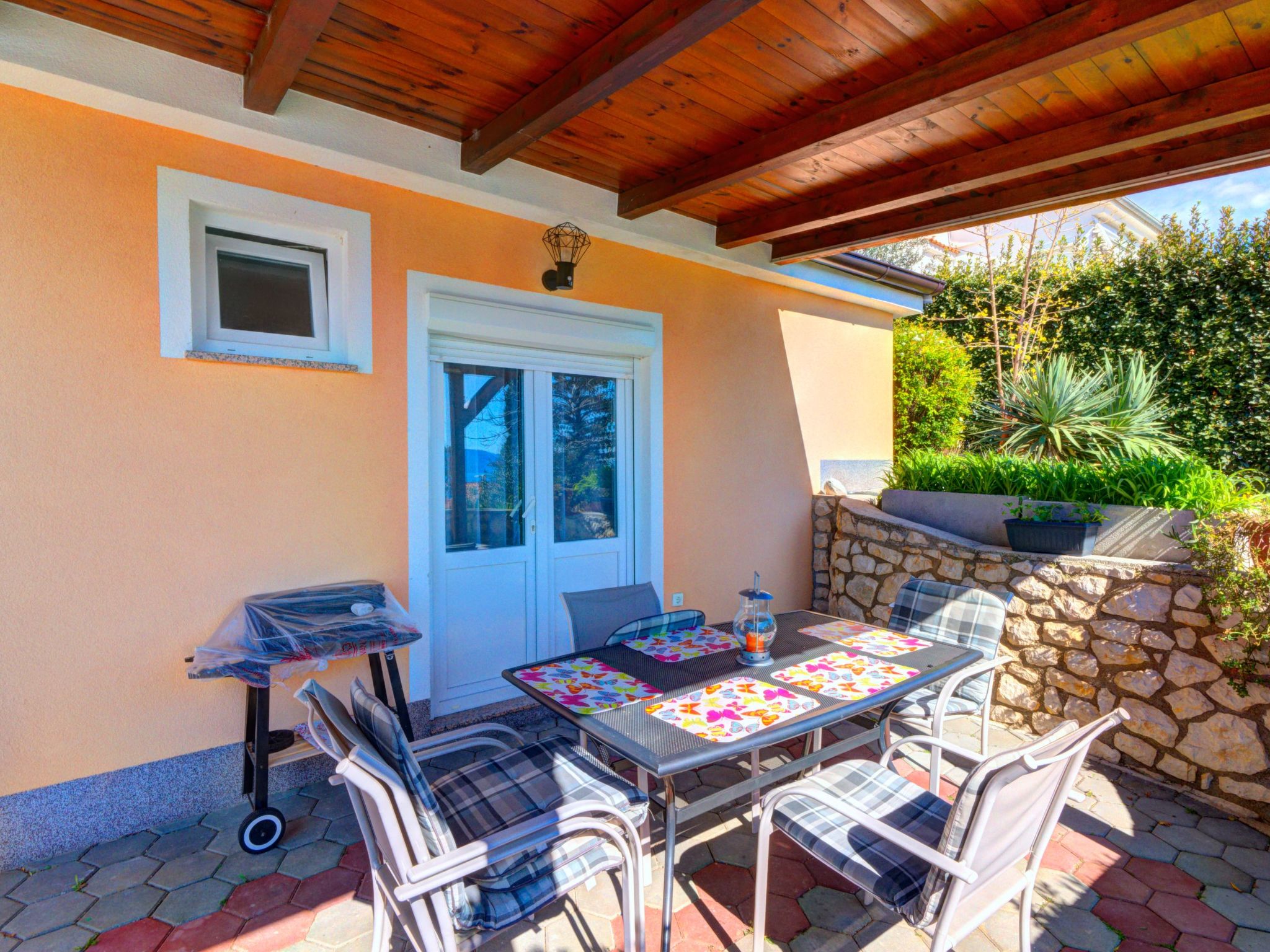 Wohnung mit Terrasse-Binnen