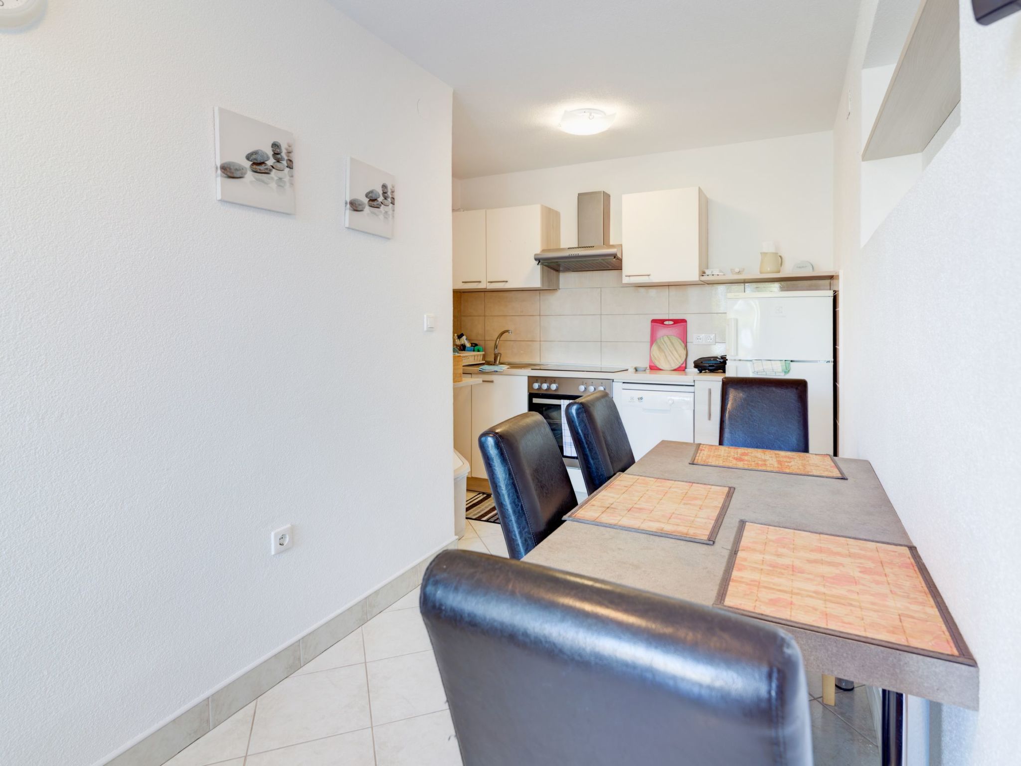 Wohnung mit Terrasse-Binnen