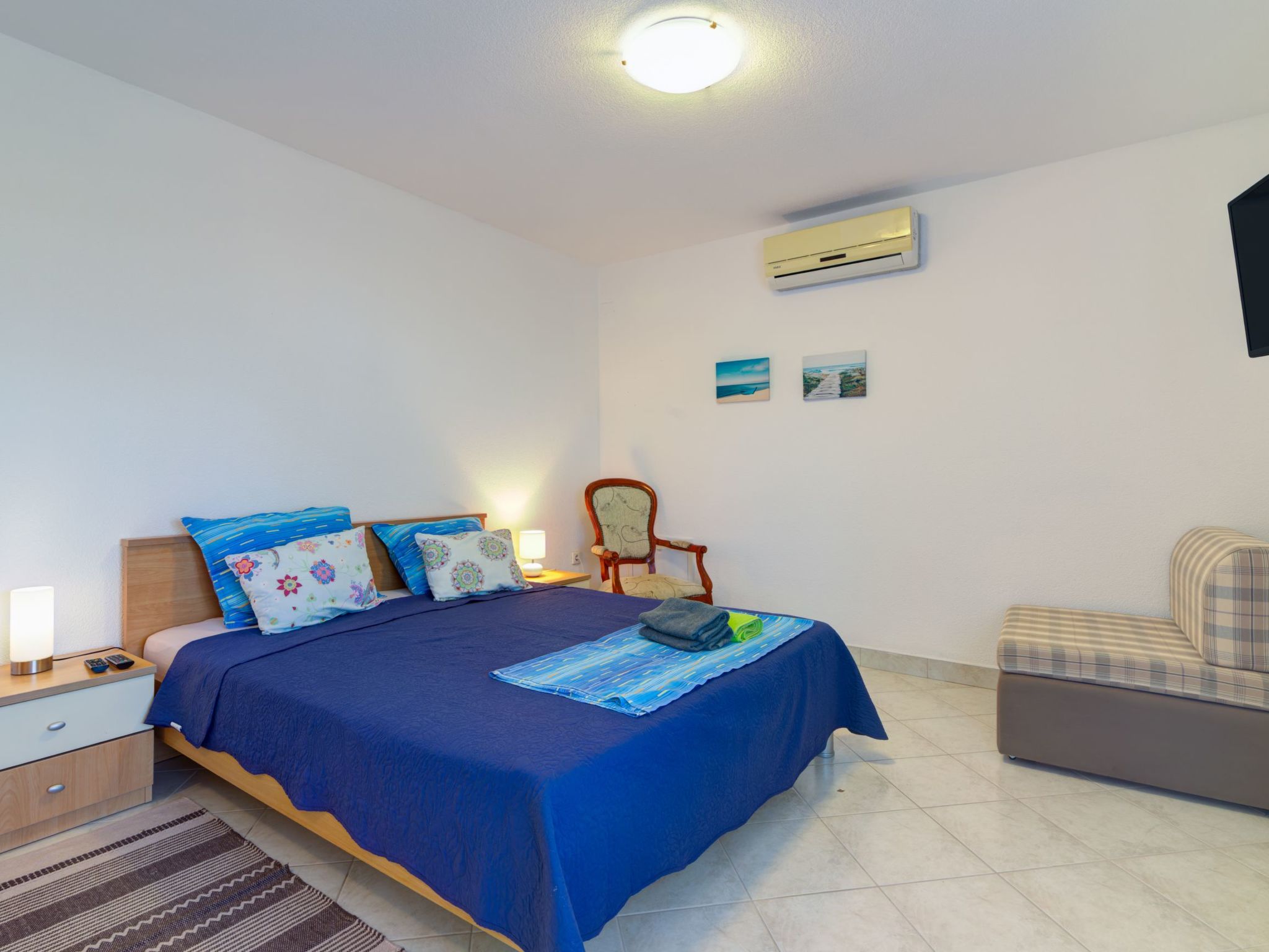 Wohnung mit Terrasse-Binnen