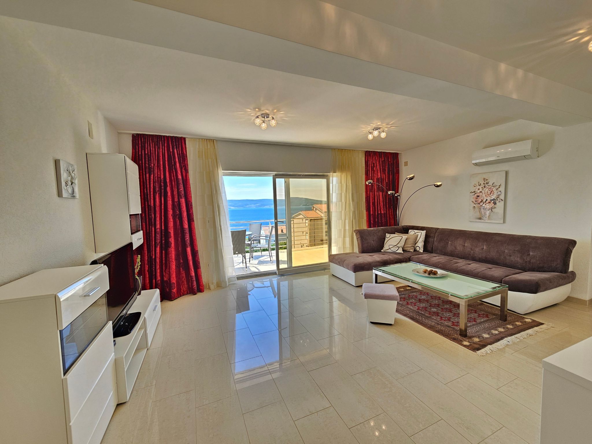 Wohnung für 6 Personen mit Meerblick-Drinnen