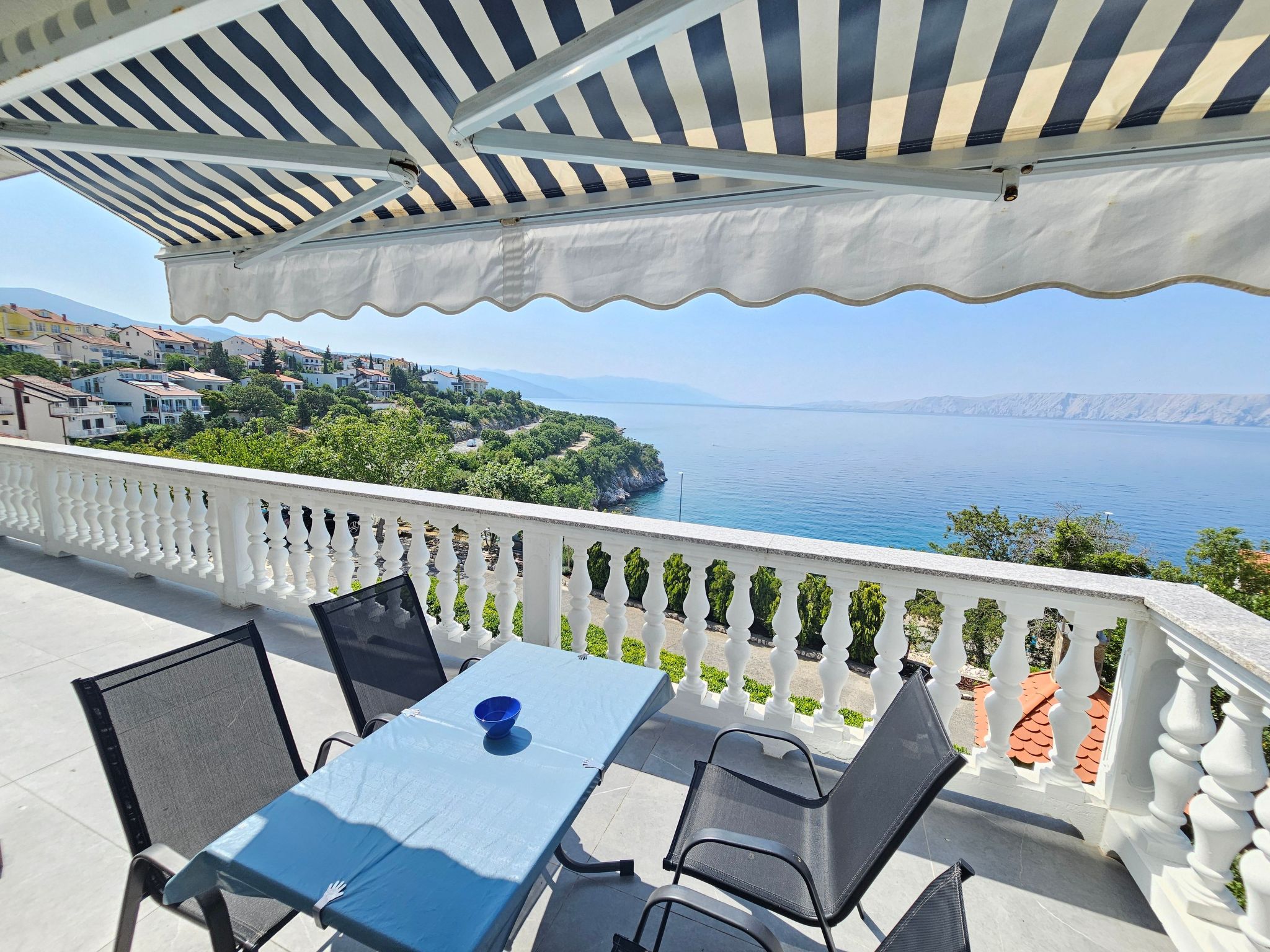 Wohnung mit Meerblick, 150 m vom Strand entfernt-Binnen