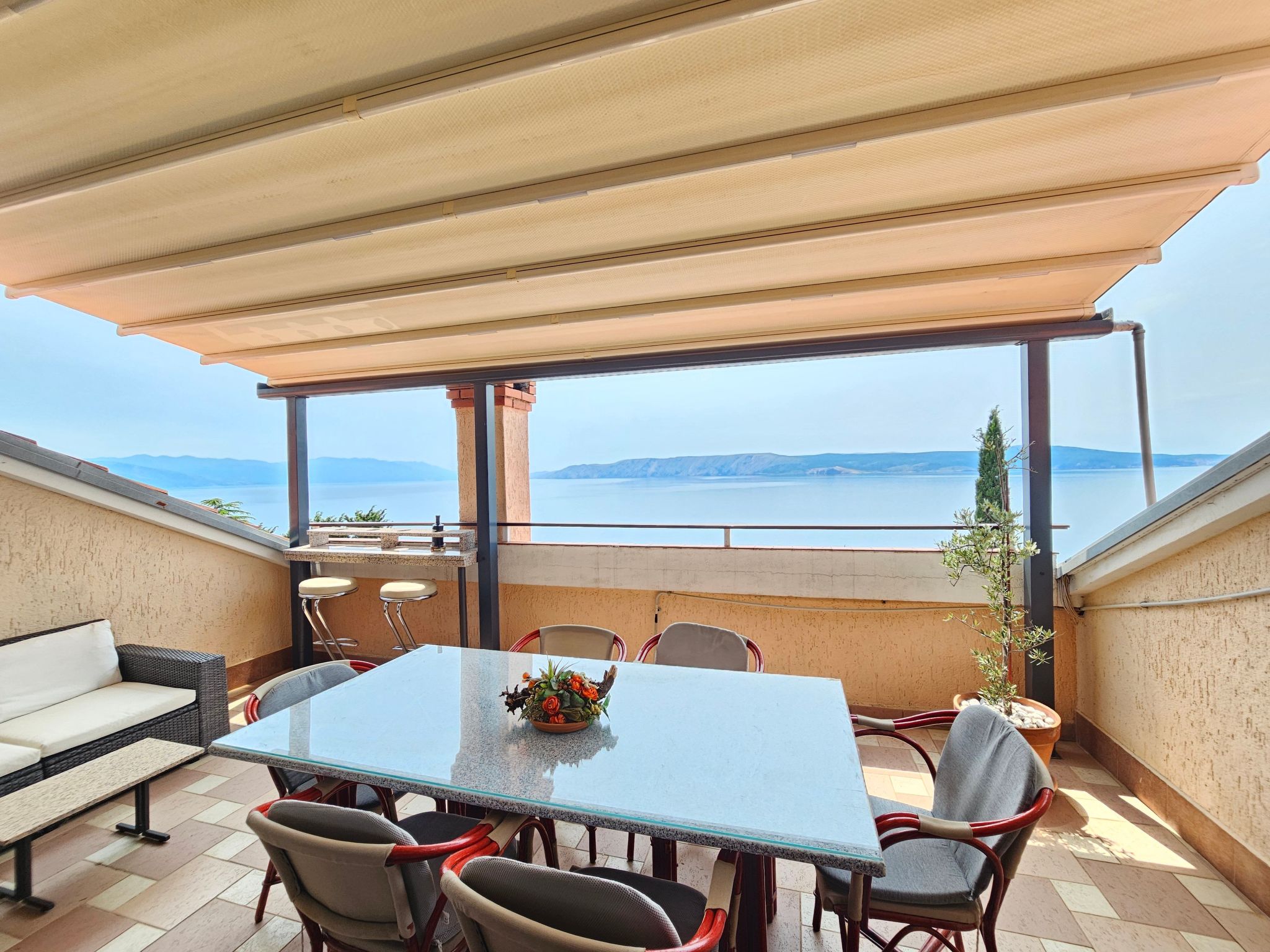 Wohnung mit Meerblick, 200m vom Strand entfernt-Binnen