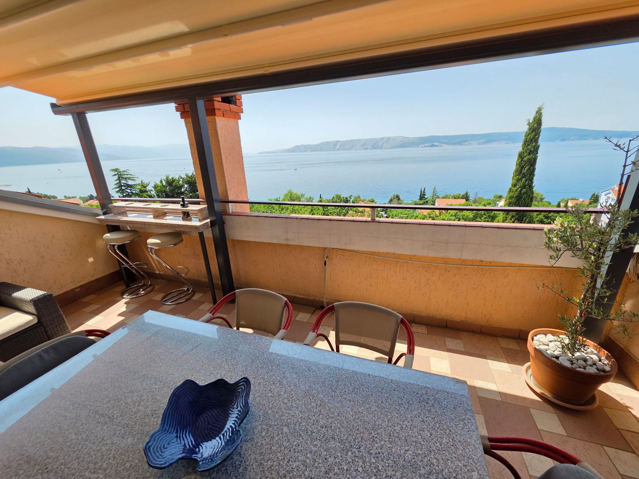 Wohnung mit Meerblick, 200m vom Strand entfernt-Binnen