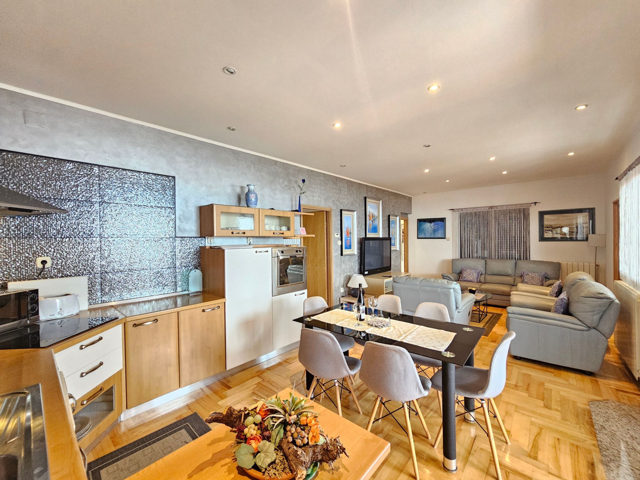 Wohnung mit Meerblick, 200m vom Strand entfernt-Binnen