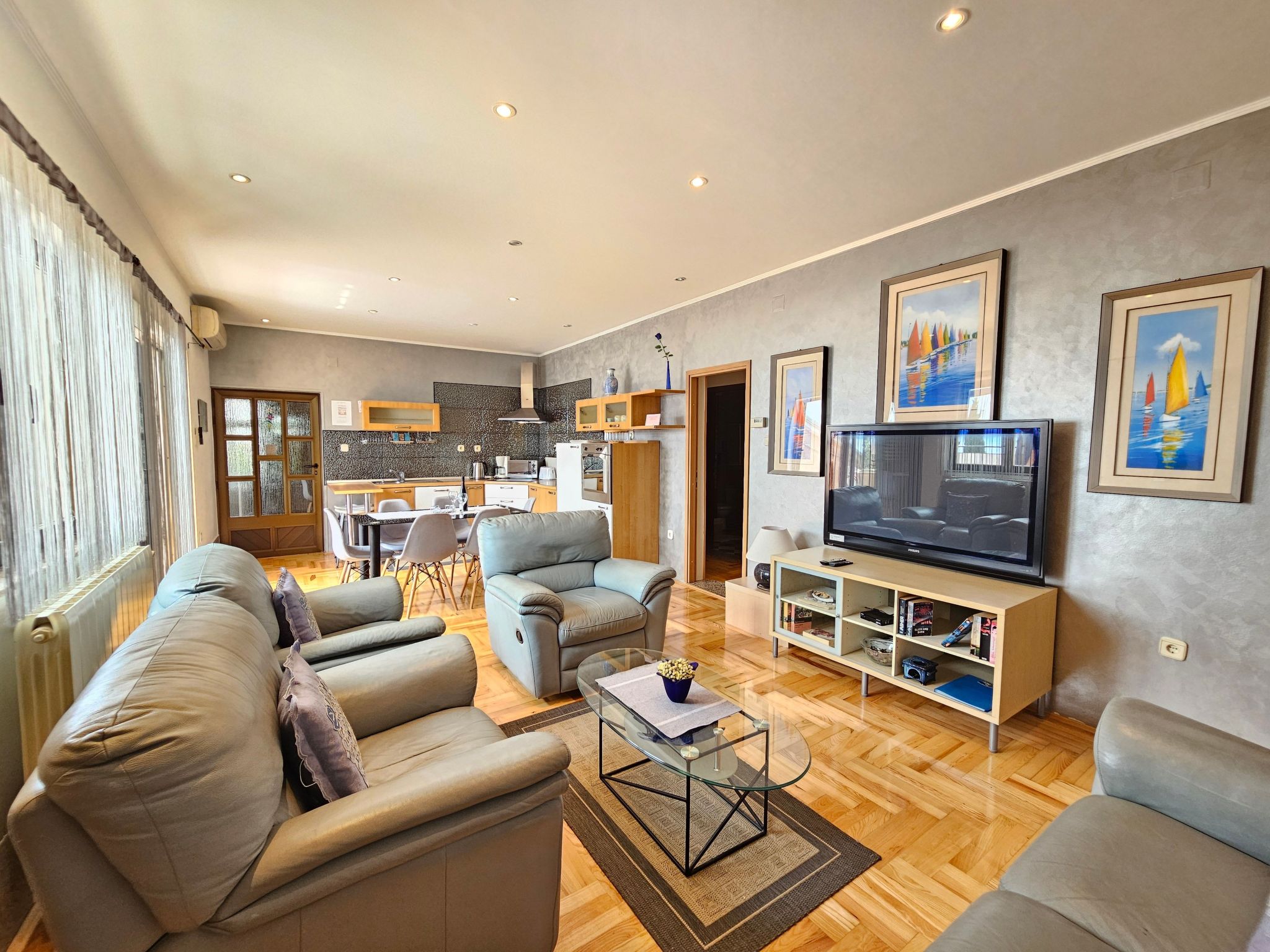 Wohnung mit Meerblick, 200m vom Strand entfernt-Binnen