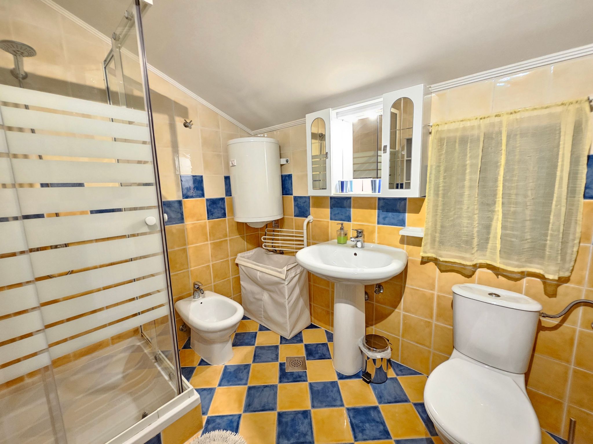 Wohnung mit Meerblick, 200m vom Strand entfernt-Binnen