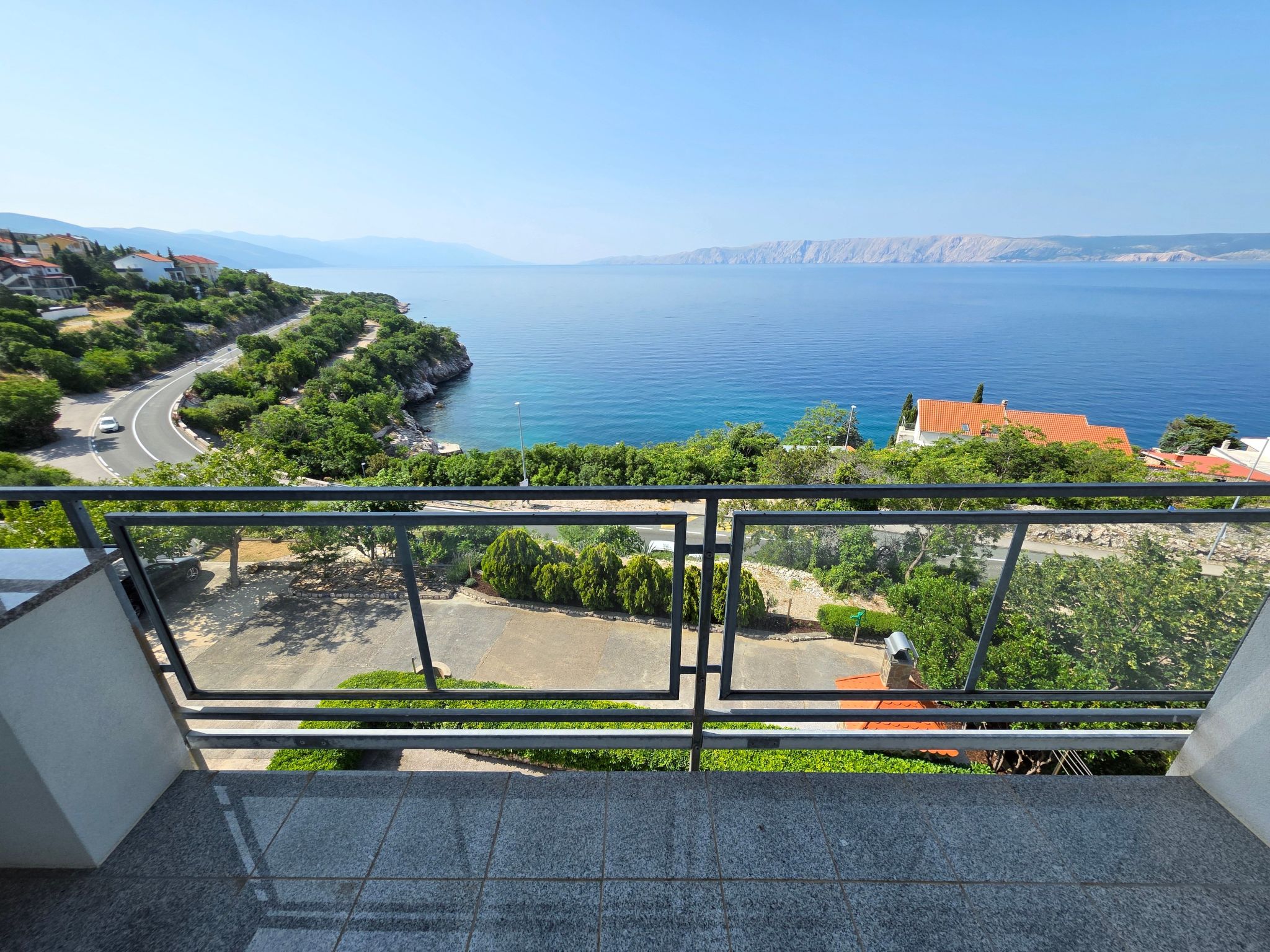 Discover the perfect getaway for your next holiday in Novi Vinodolski, Kvarner Bay. This charming apartment, nestled just 150 meters away from the crystal-clear sea and the beach, offers a serene retr..
