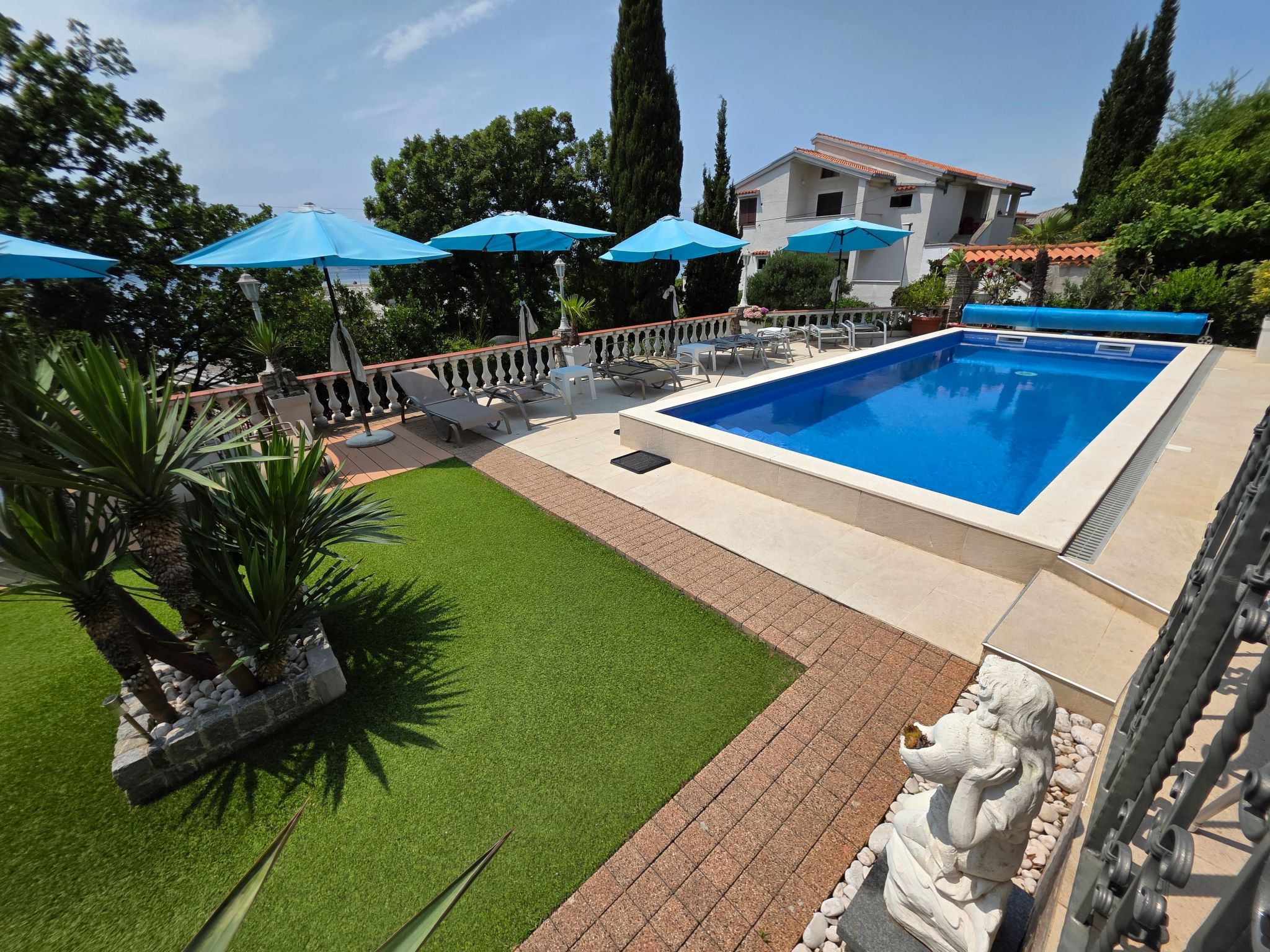 Wohnung mit Terrasse - Gemeinschaftspool-Binnen