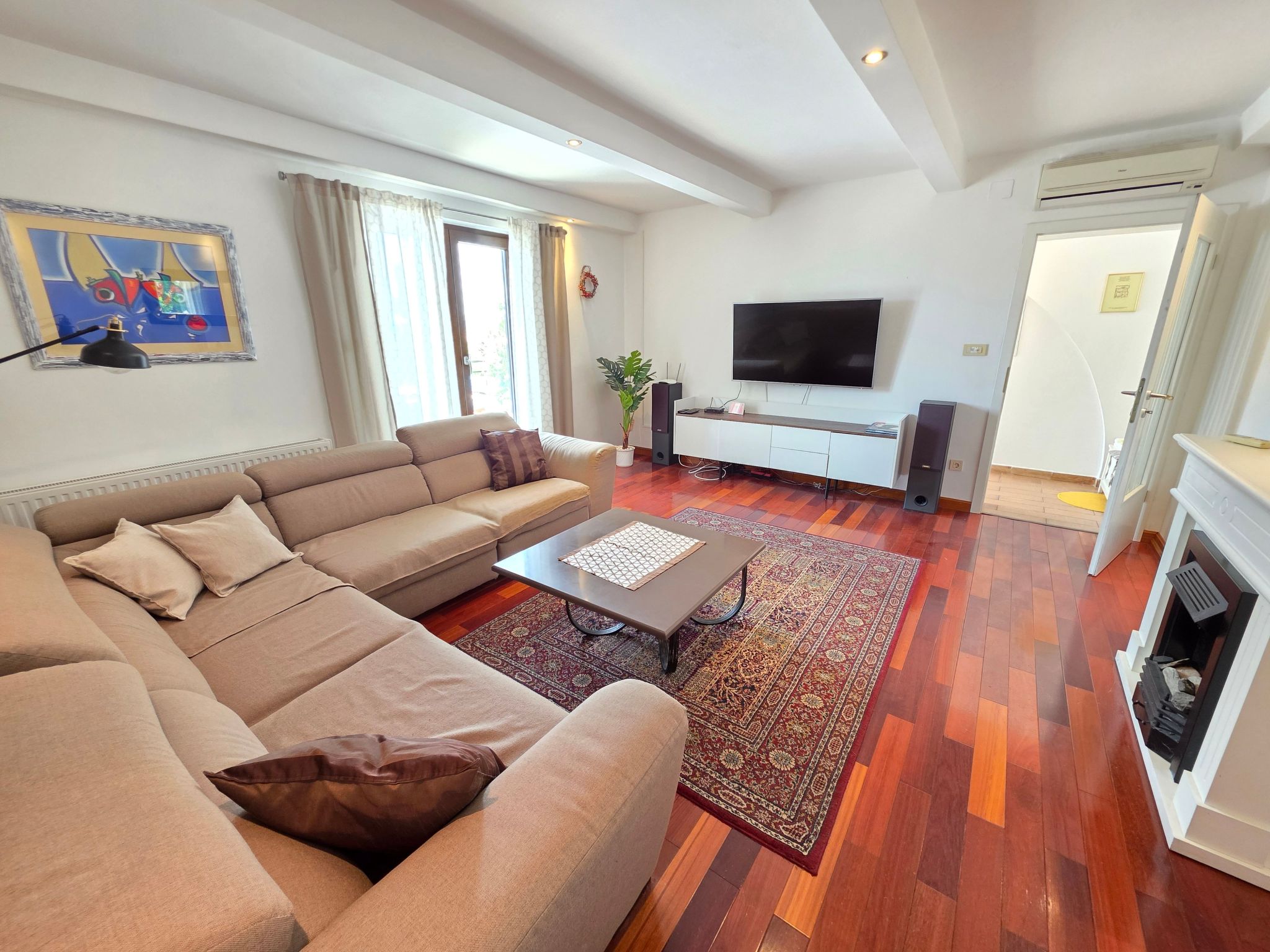 Wohnung mit Terrasse - Gemeinschaftspool-Binnen