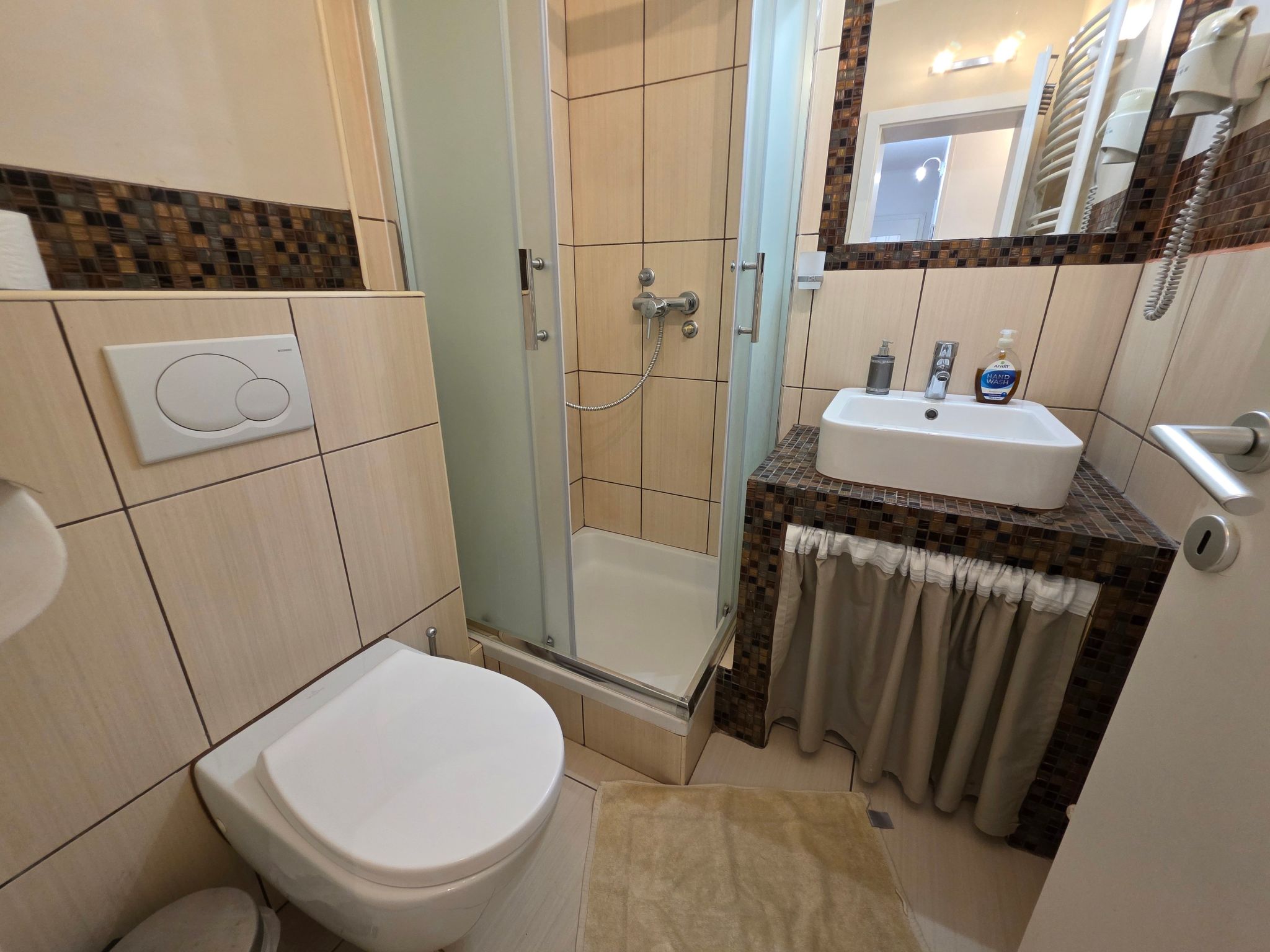 Wohnung mit Terrasse - Gemeinschaftspool-Binnen