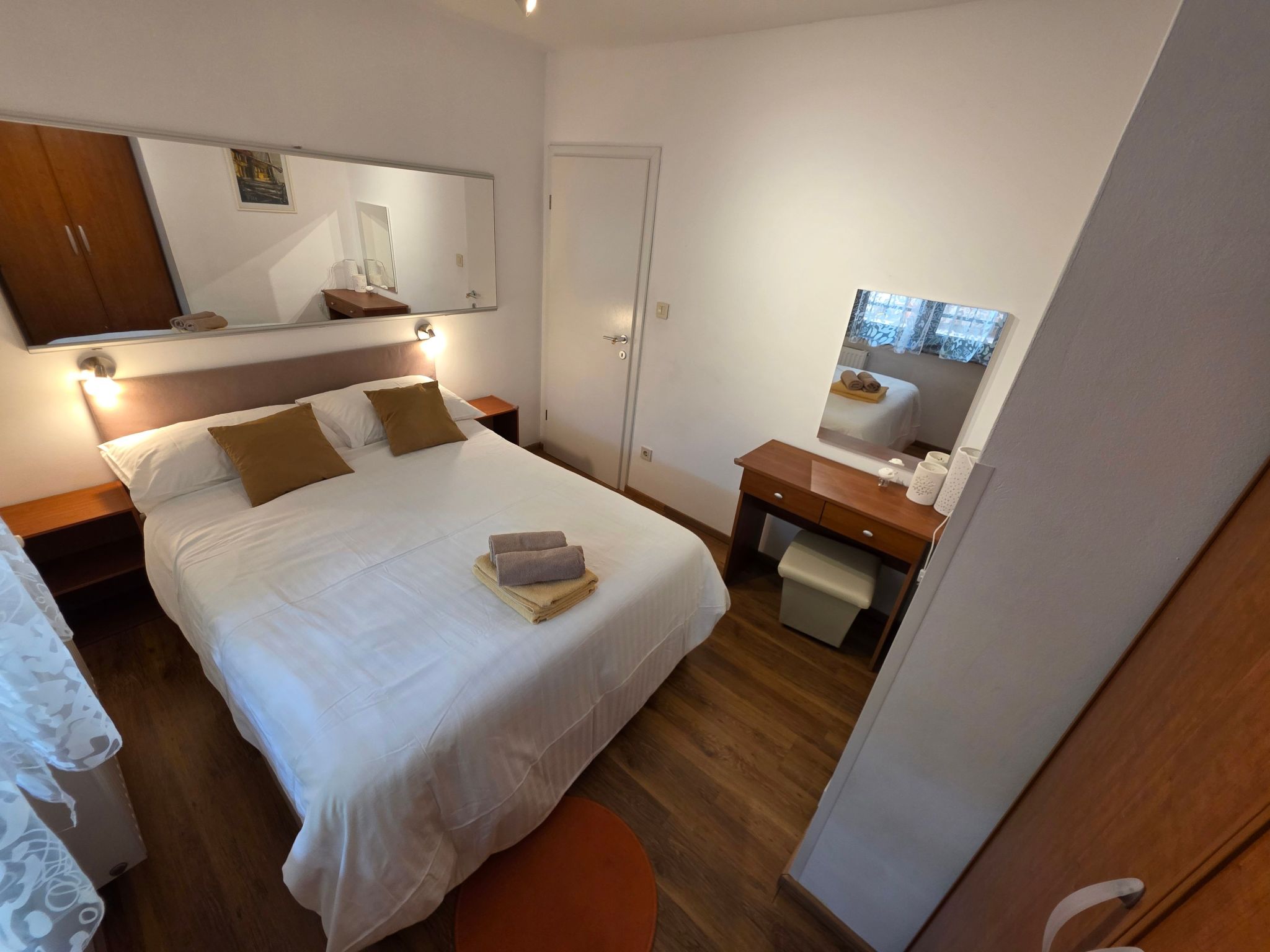 Appartement Wohnung mit Terrasse - Gemeinschaftspool – Chambre, photo 31 sur 52