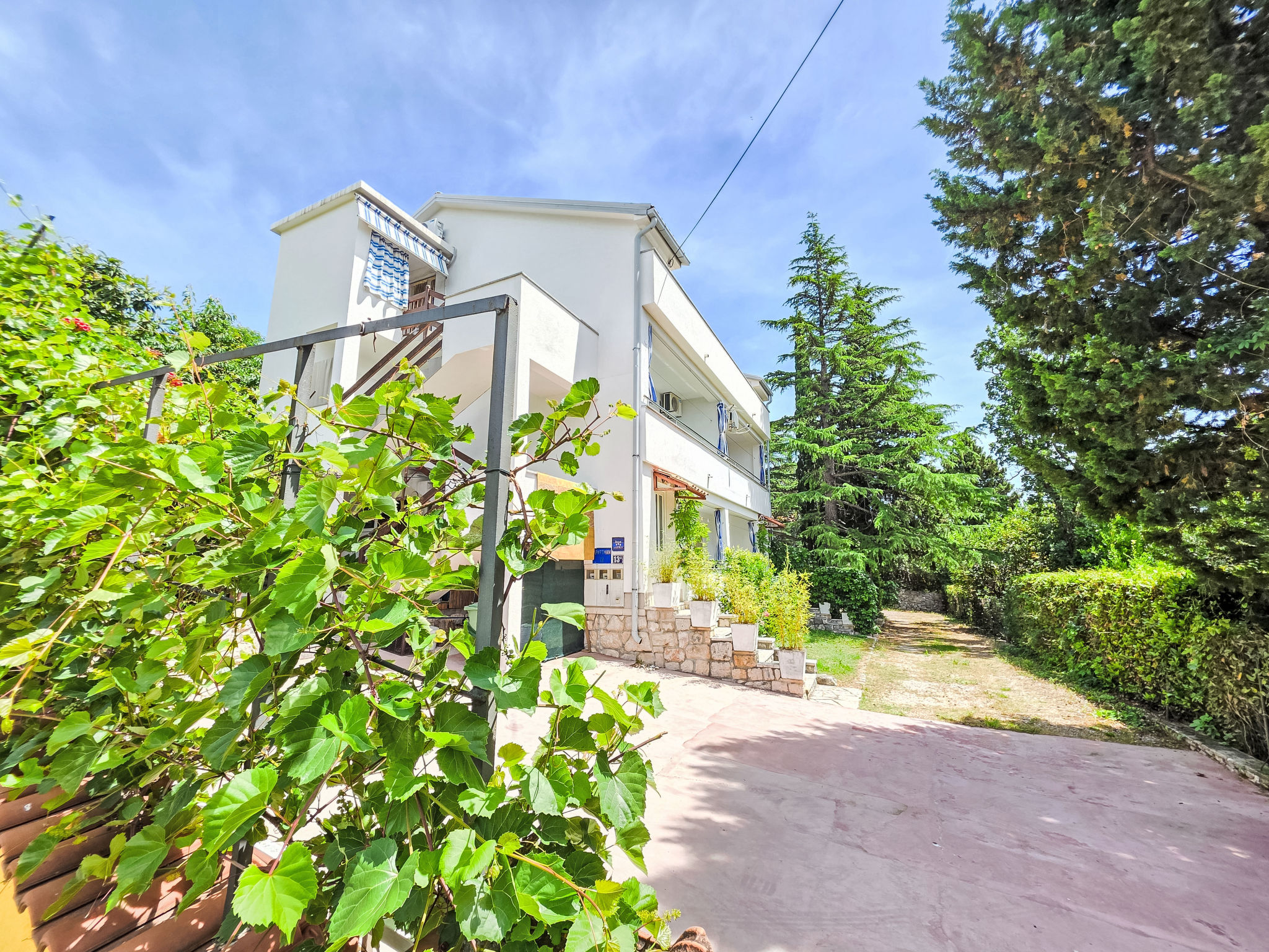 Appartement mit Balkon und Meerblick - Draußen