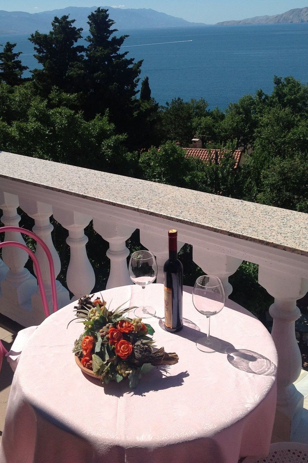 Appartement für 2-3 Personen mit Balkon und Gemeinschaftspool-Binnen