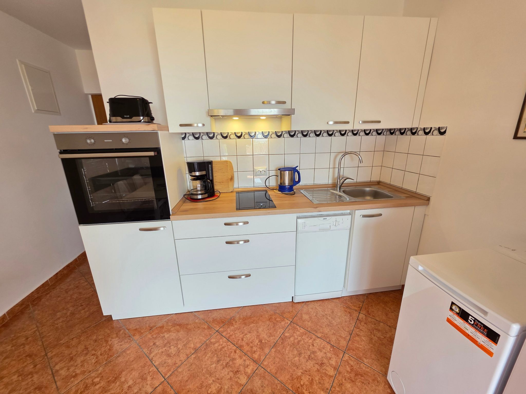 Wohnung für max. 5 Personen mit Terrasse-Dedans