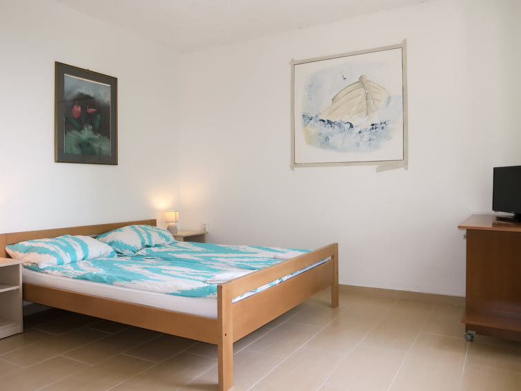 Search and Stay, undefined in undefined. Gallery position 3