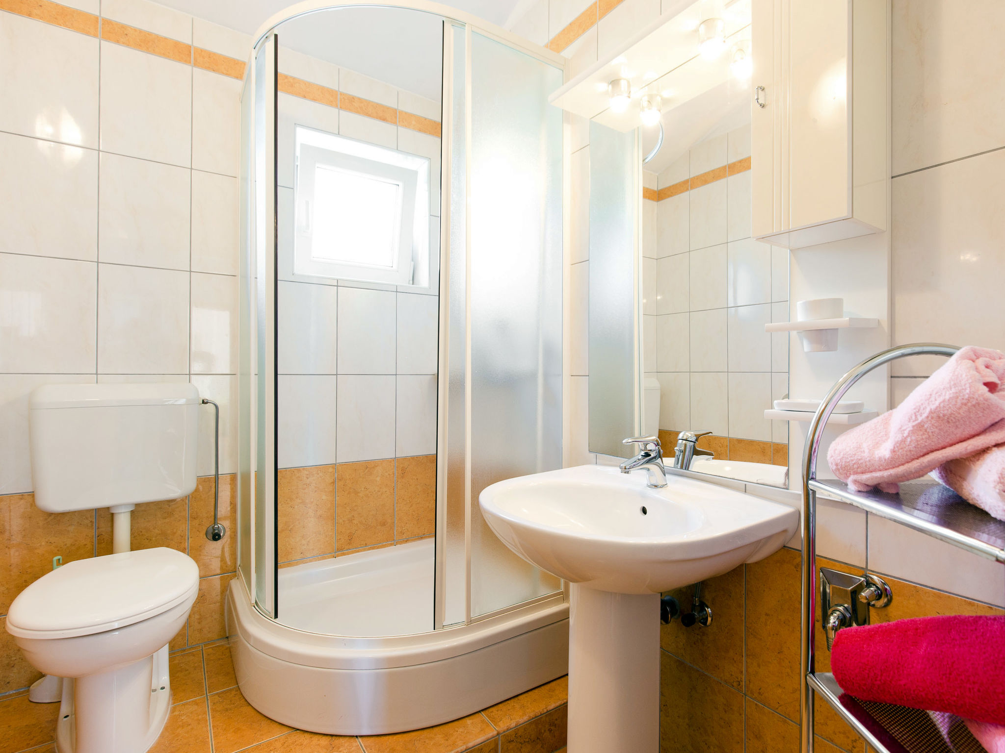 Valentina: Modern appartement aan zee in Novi Vinodolski, 500m van strand - foto 13