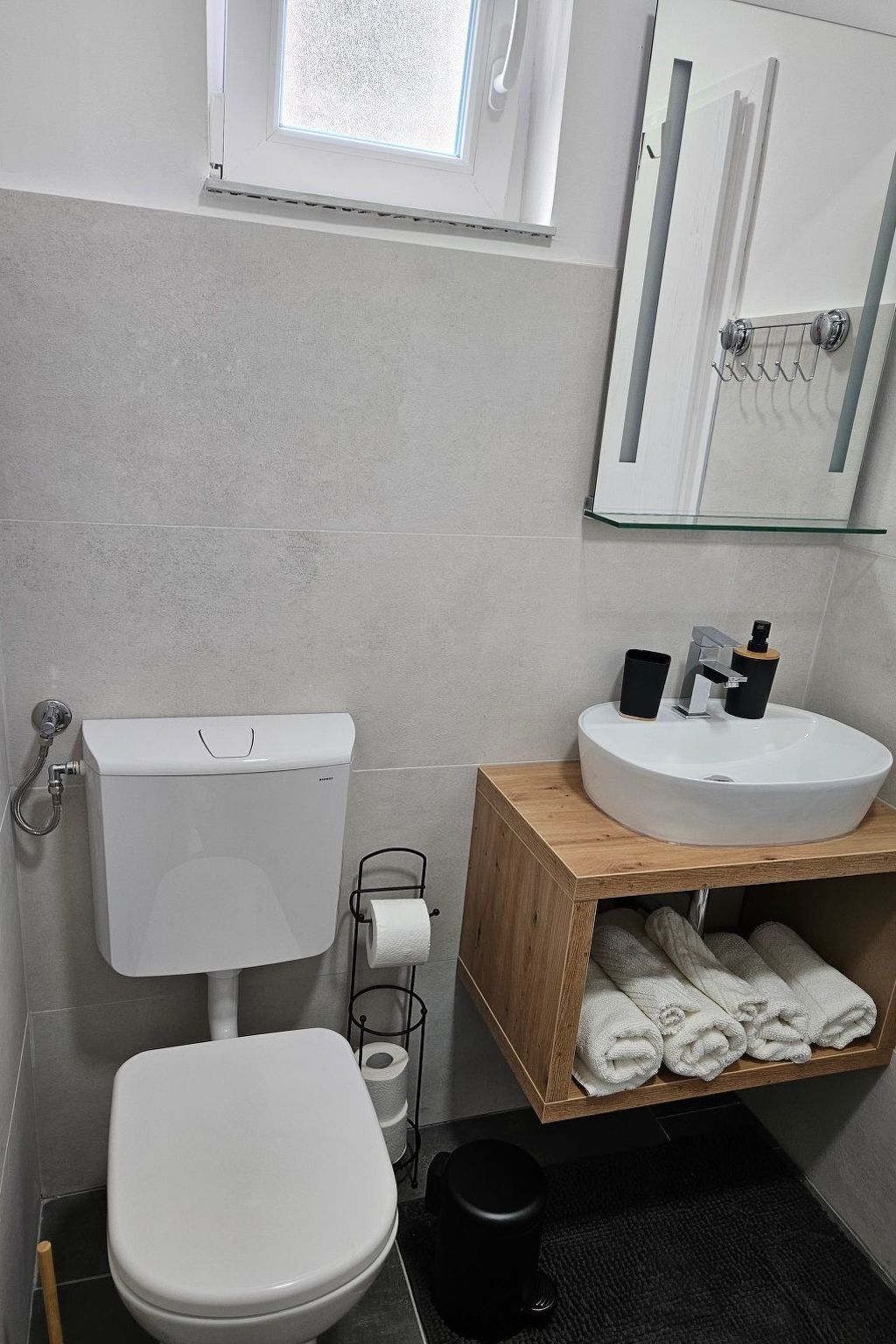 Studio-Apartment für 2 Personen mit Terrasse-Binnen