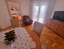 Appartement met balkon en zeezicht in Novi Vinodolski - thumbnail 5