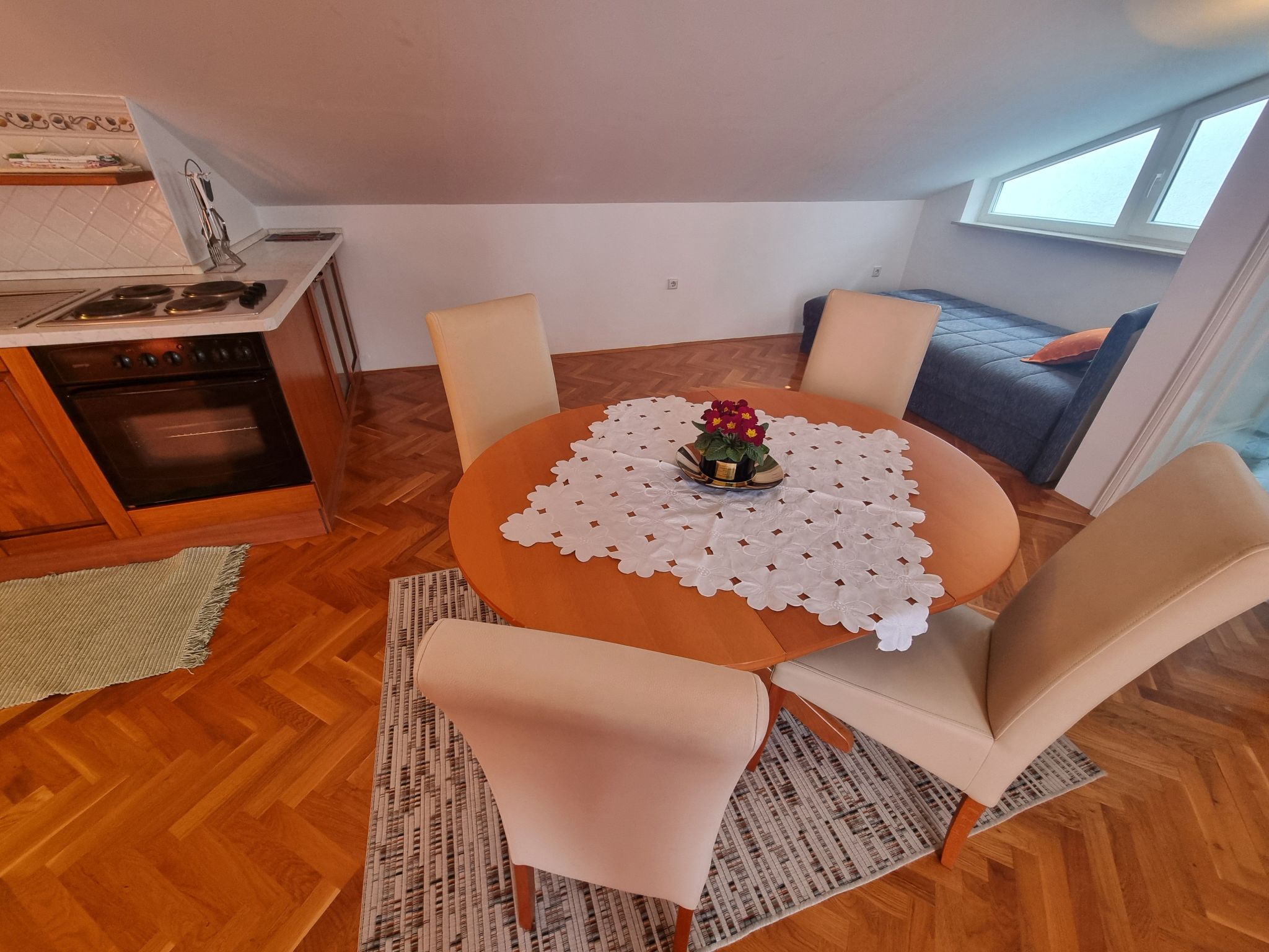 Appartement mit Balkon und Meerblick-Dedans