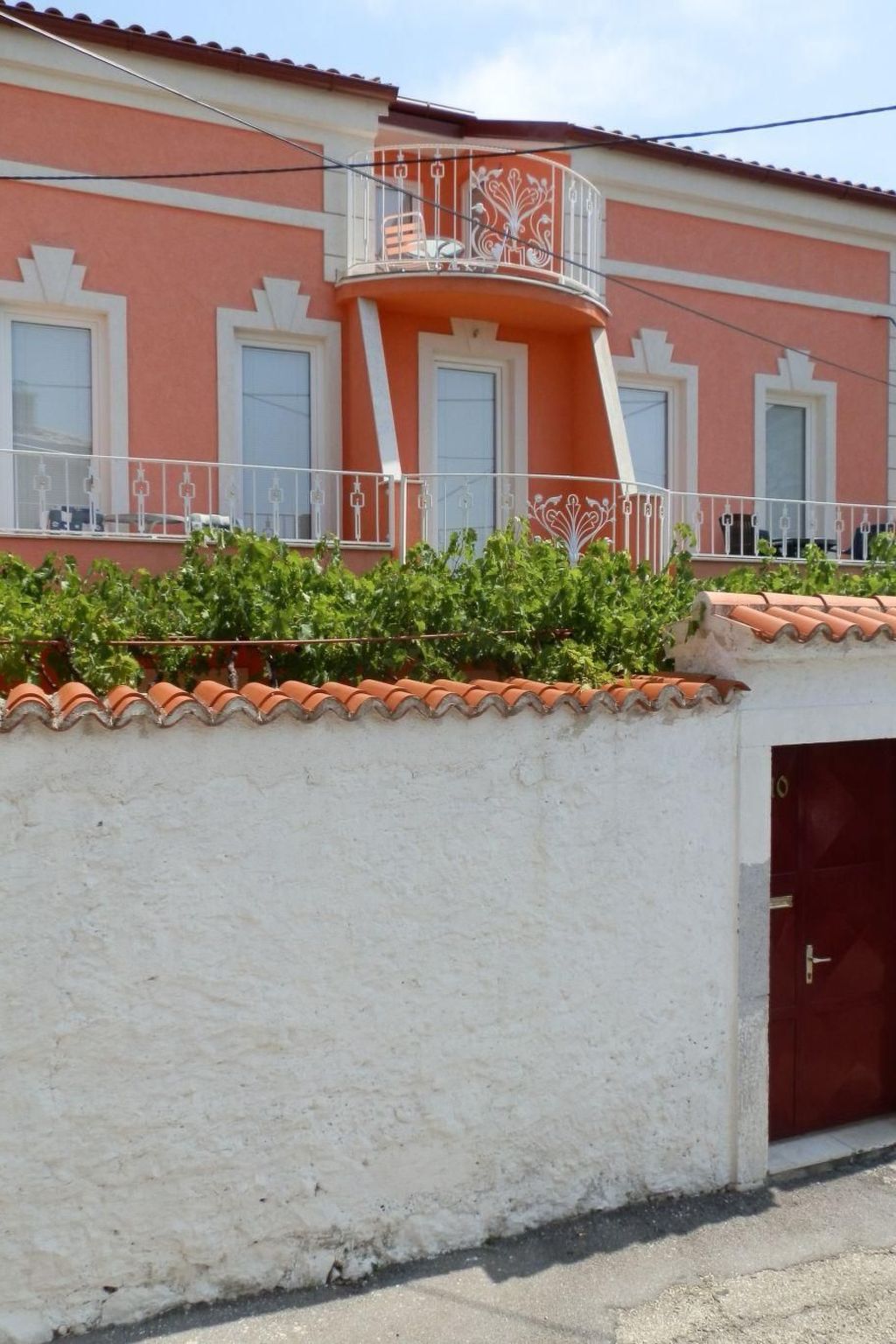 Appartement mit Balkon und Meerblick-Dedans