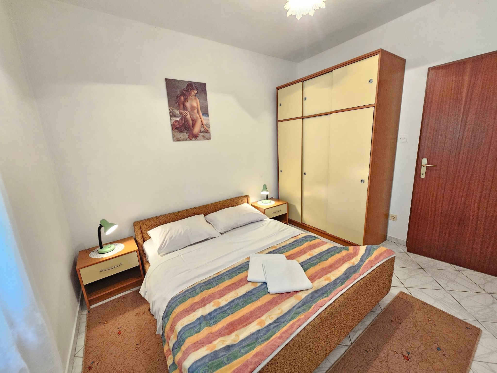 In Novi Vinodolski mit Grill, Garten und Terrasse-Drinnen