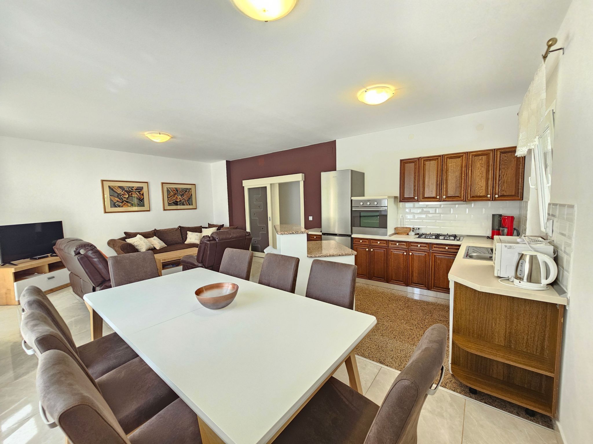 Wohnung für 8 Personen, 150m vom Strand entfernt-Binnen