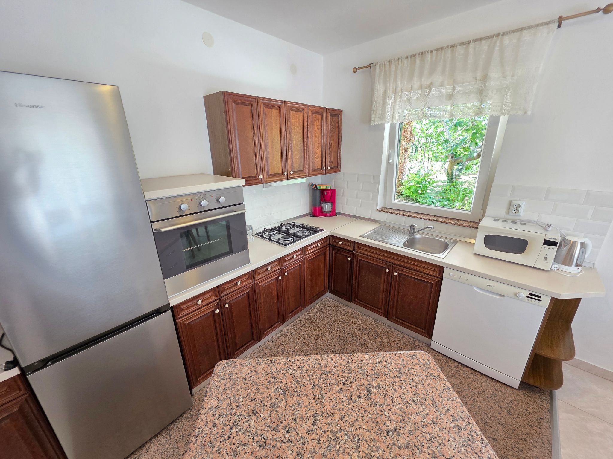 Wohnung für 8 Personen, 150m vom Strand entfernt-Binnen